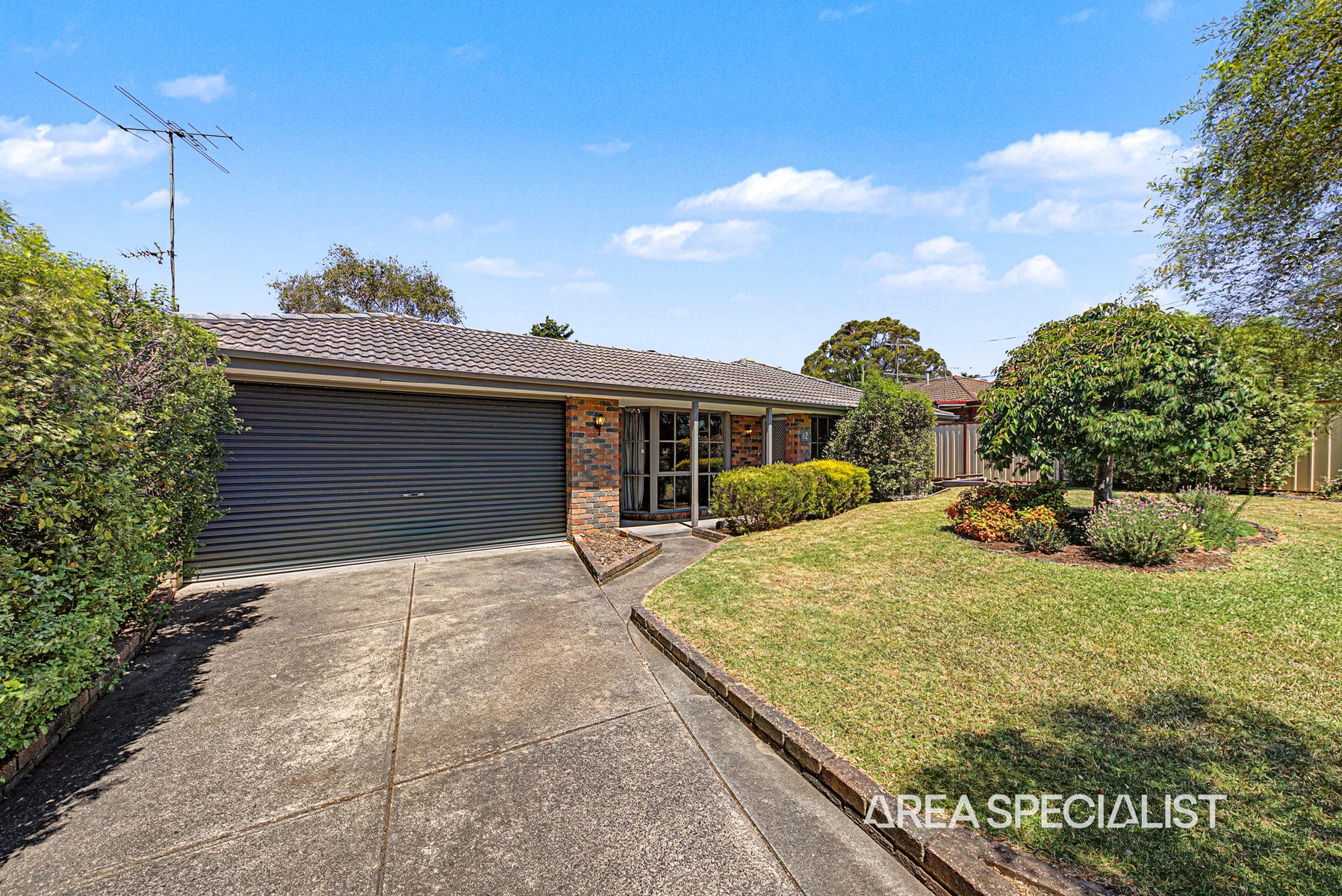 12 Broadhurst Road, Pakenham, VIC 3810, Pakenham - Thumbnail 3