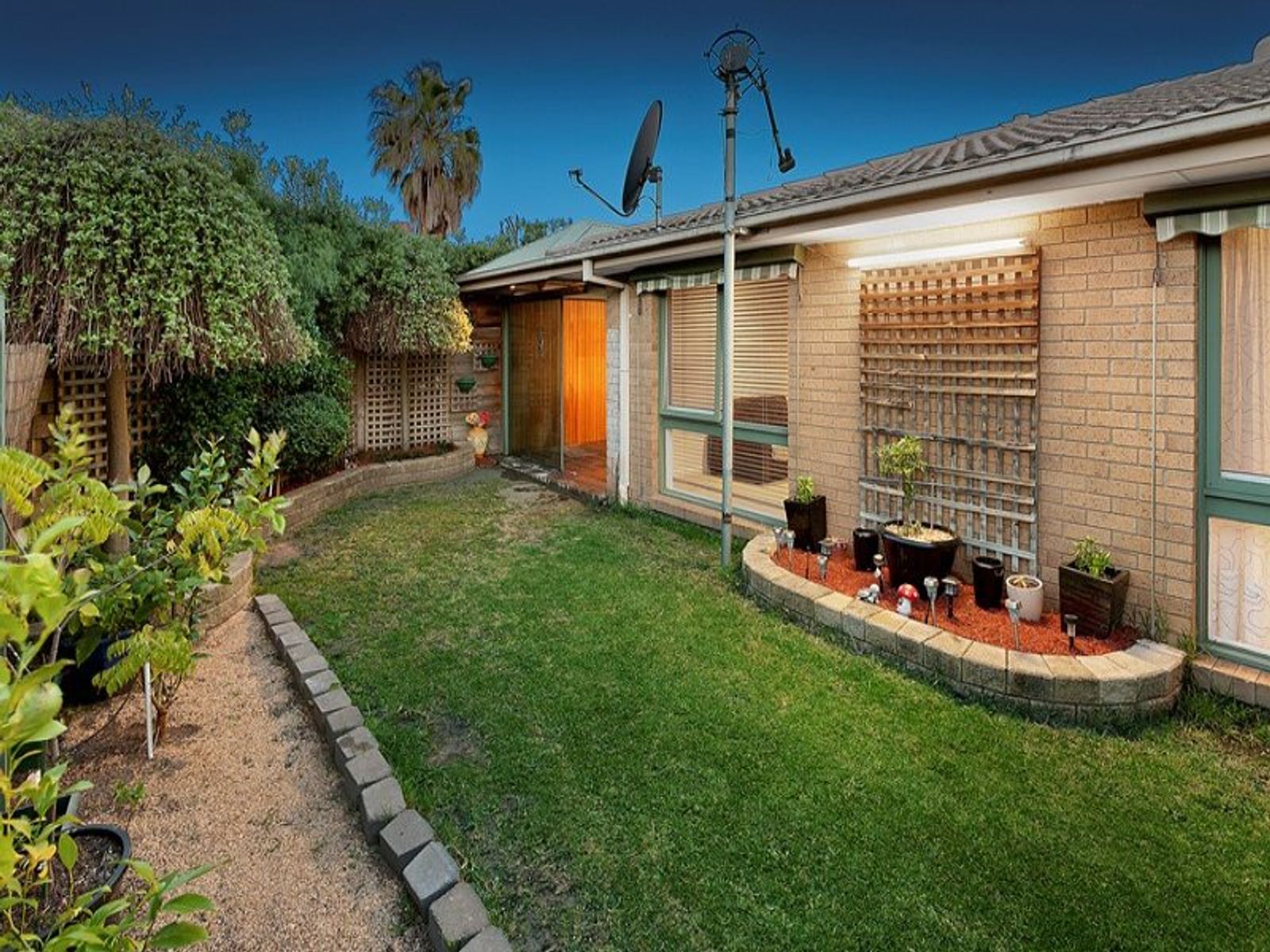 15 Oakwood Drive, Keysborough, VIC 3173, Keysborough - Thumbnail 8