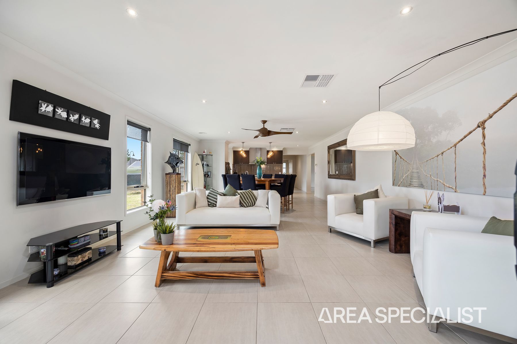 53 Belvedere Drive, Pakenham, VIC 3810, Pakenham - Thumbnail 3