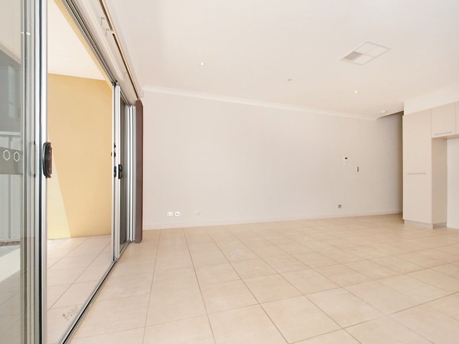 34 Emerald Street, Mawson Lakes, SA 5095, Mawson Lakes - Thumbnail 7
