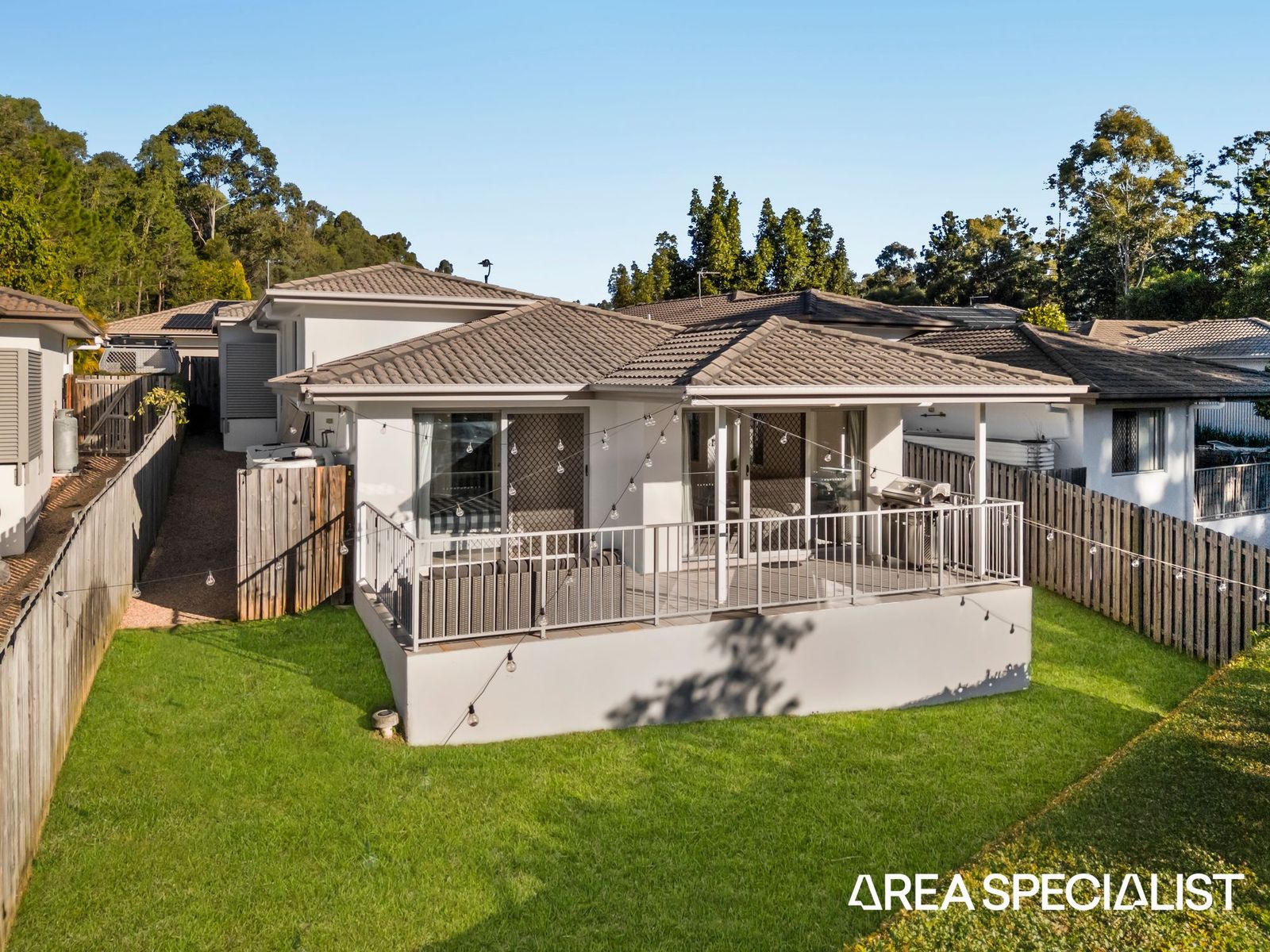 24/111 Mcauley Parade, Pacific Pines, Pacific Pines - Thumbnail 2