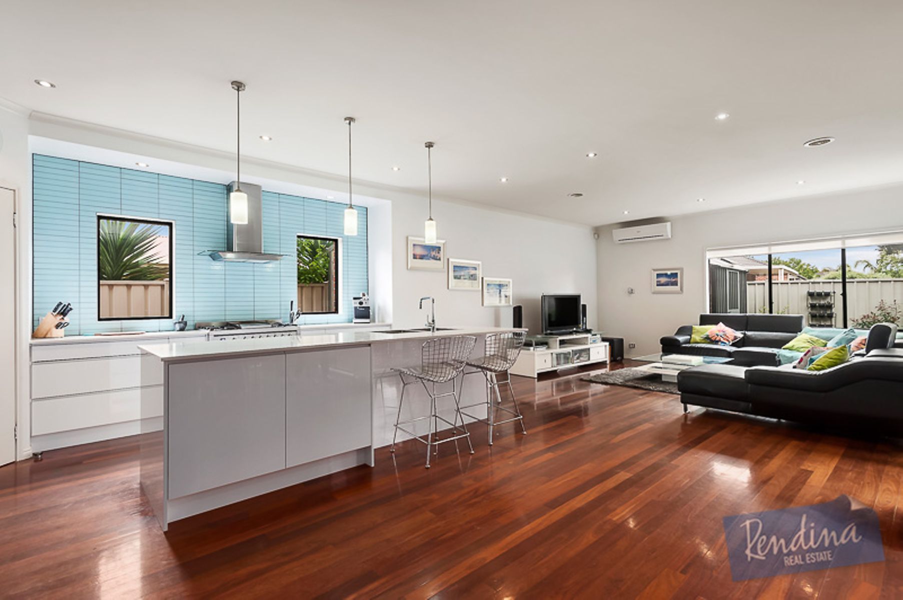 45 The Parkway, Caroline Springs - Thumbnail 2