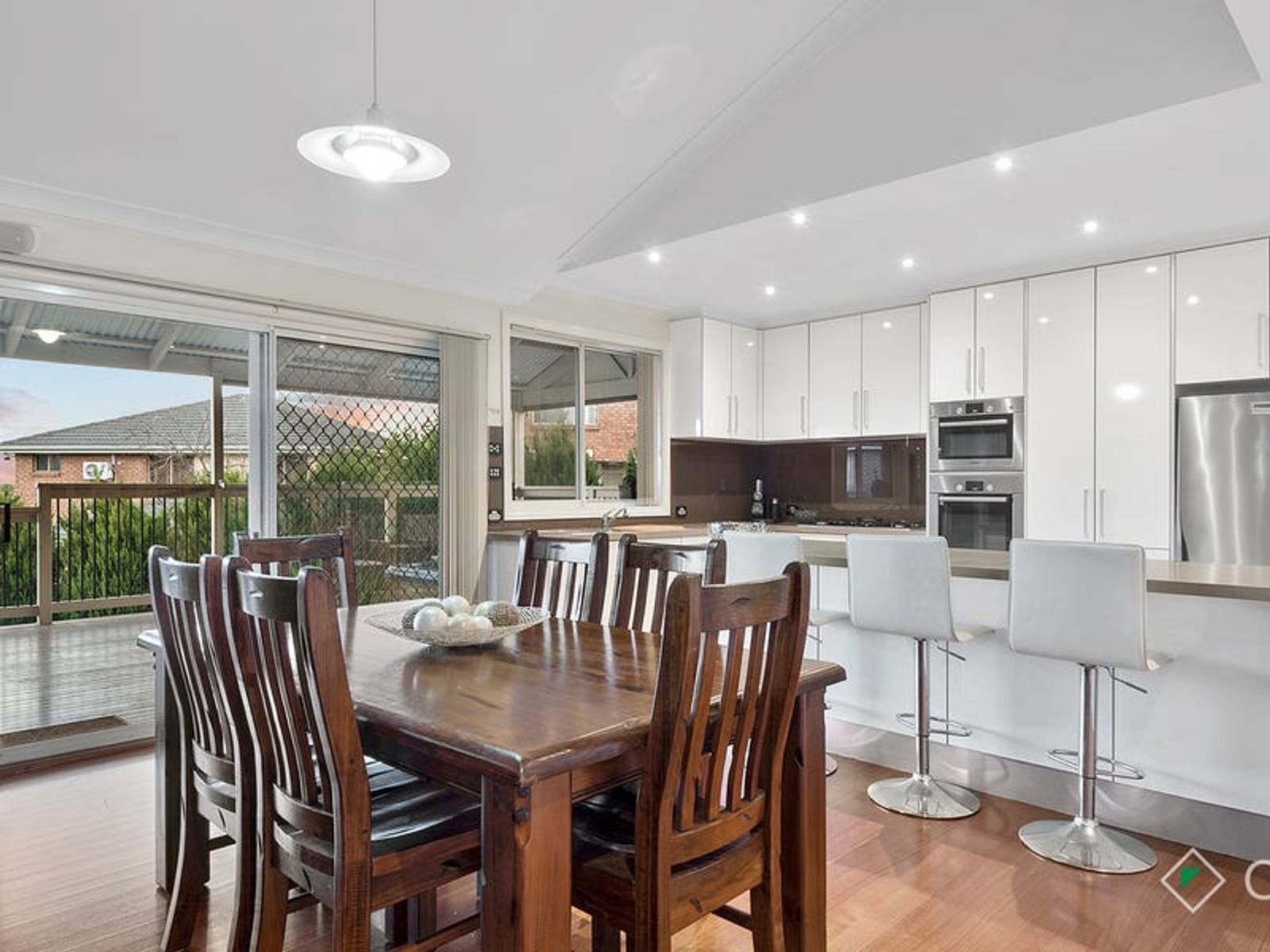 4 Milburn Court, Endeavour Hills, VIC 3802, Endeavour Hills - Thumbnail 3
