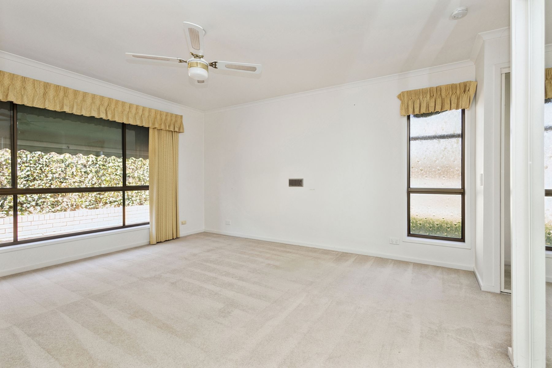 6 Mayfield Parade, Strathdale, VIC 3550, Strathdale - Thumbnail 6