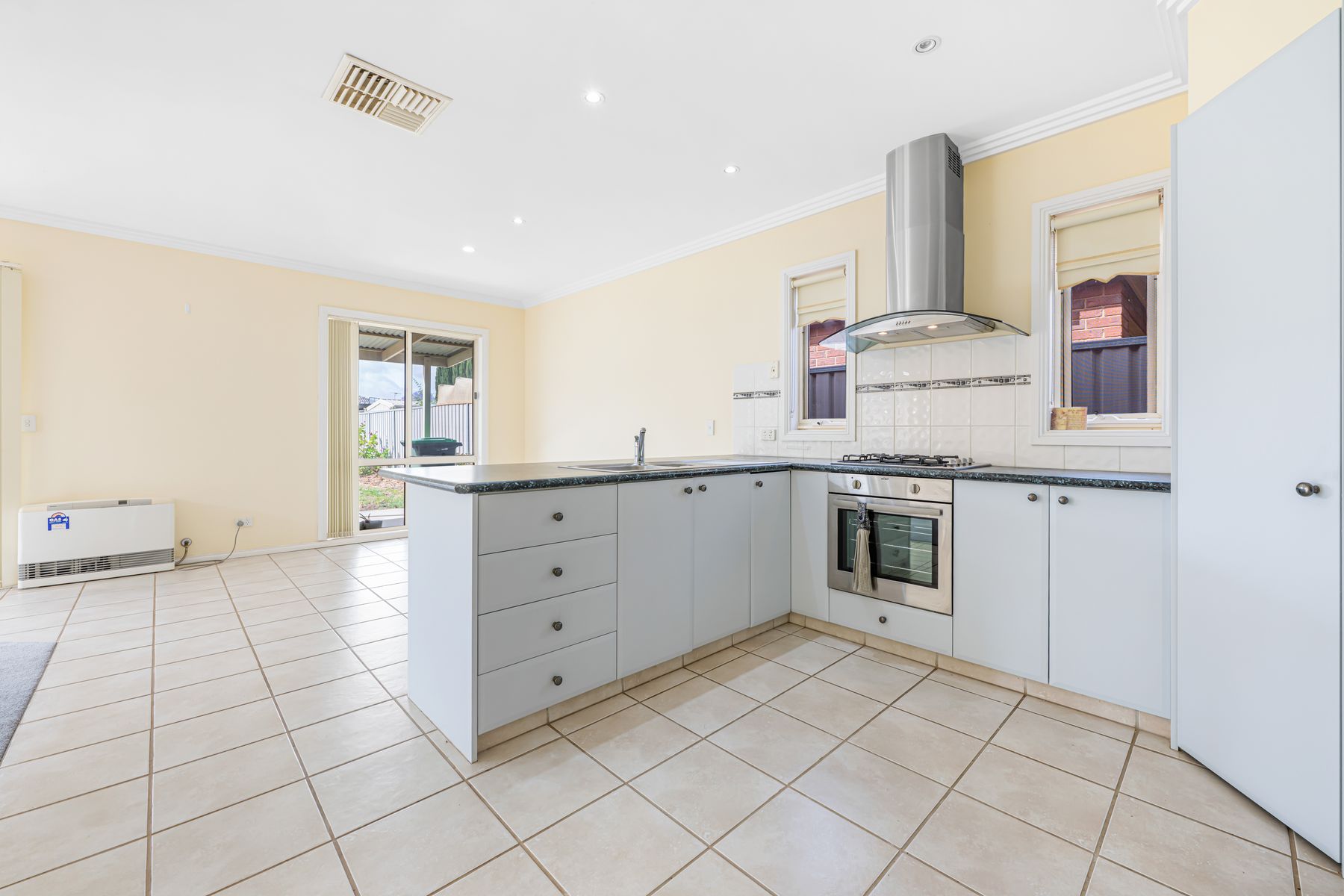 110 Indi Avenue, Red Cliffs VIC 3496, Red Cliffs - Thumbnail 6