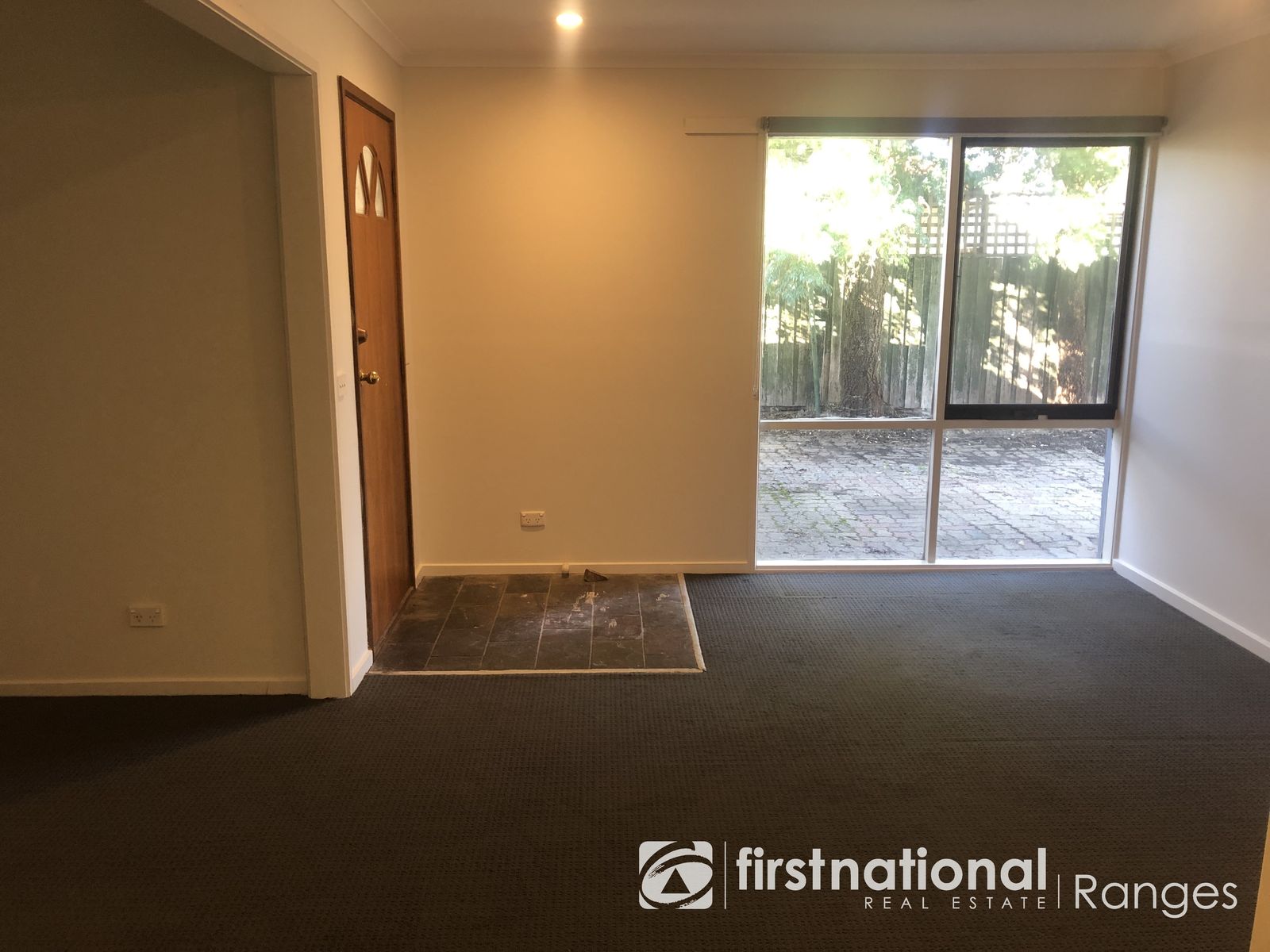 22 Macquarie Court, Cranbourne North VIC 3977, Cranbourne North - Thumbnail 2