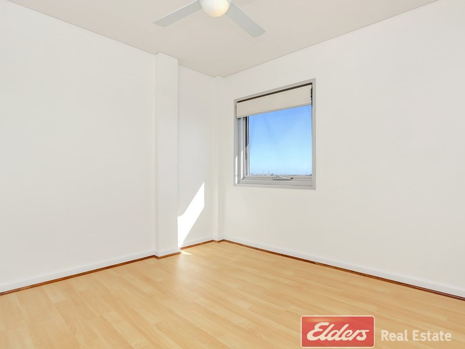 12/21, Mawson Lakes - Thumbnail 6