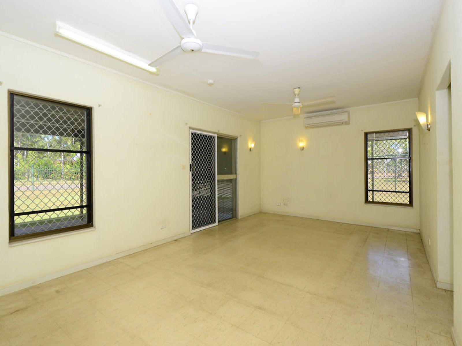 33 Oriole Street, Wulagi NT 0812, Wulagi - Thumbnail 2