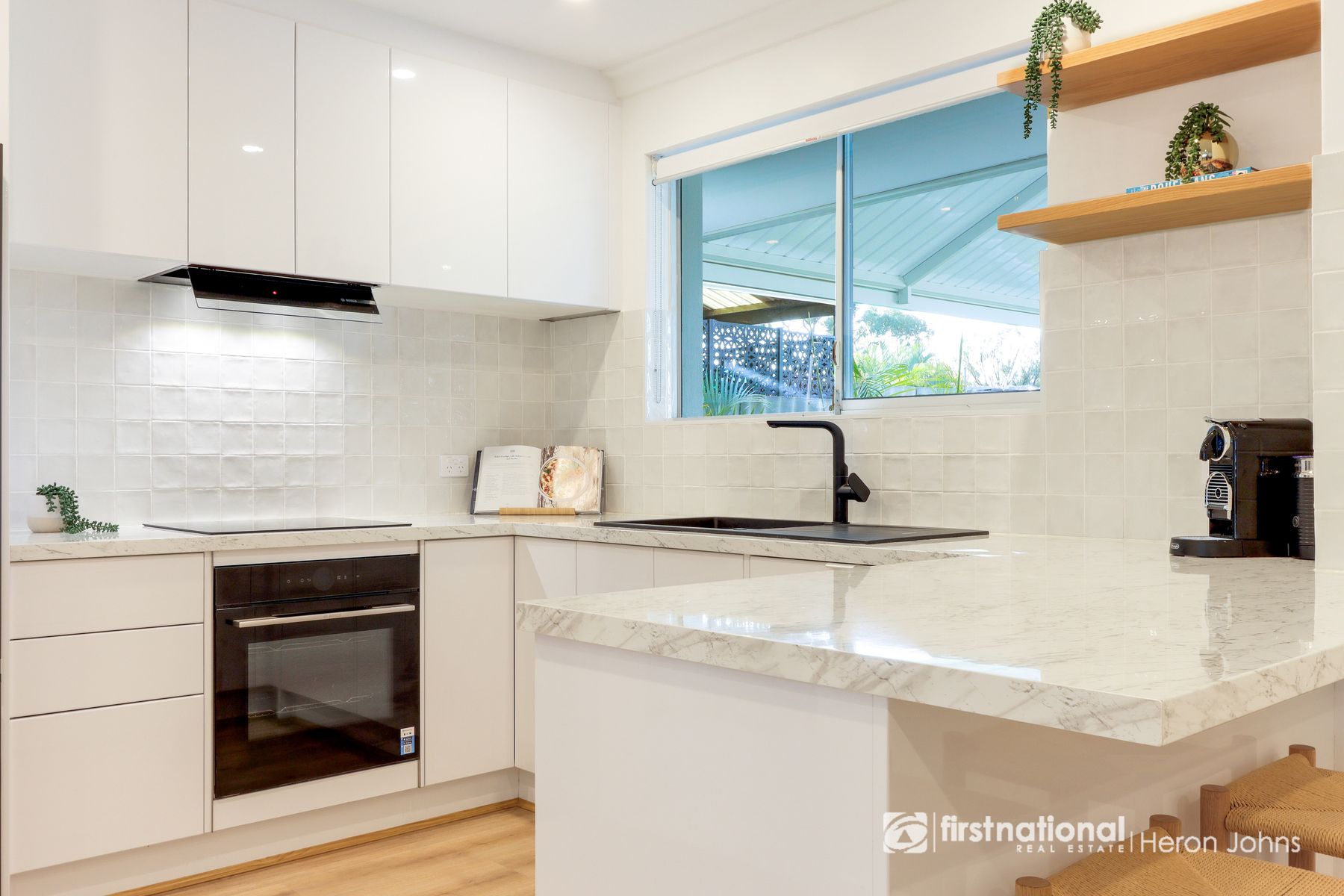 357 North Beach Road, Karrinyup WA 6018, Carine - Thumbnail 2