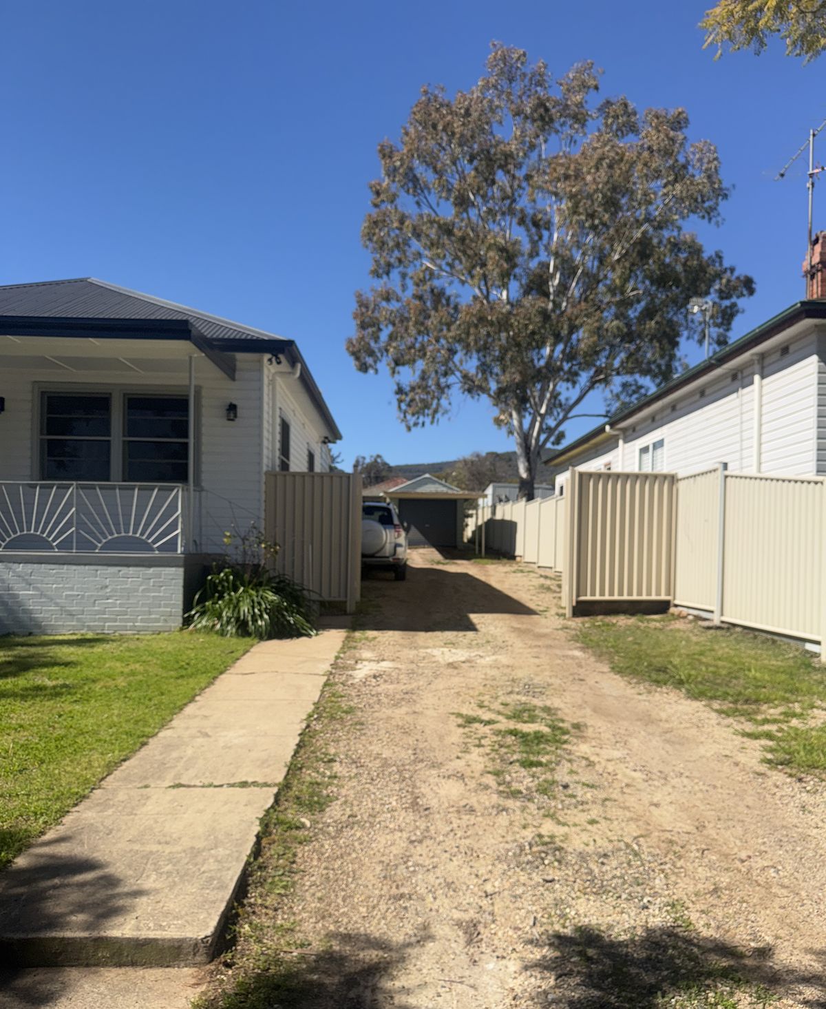 27 Hyman Street, Tamworth NSW 2340, Tamworth - Thumbnail 2