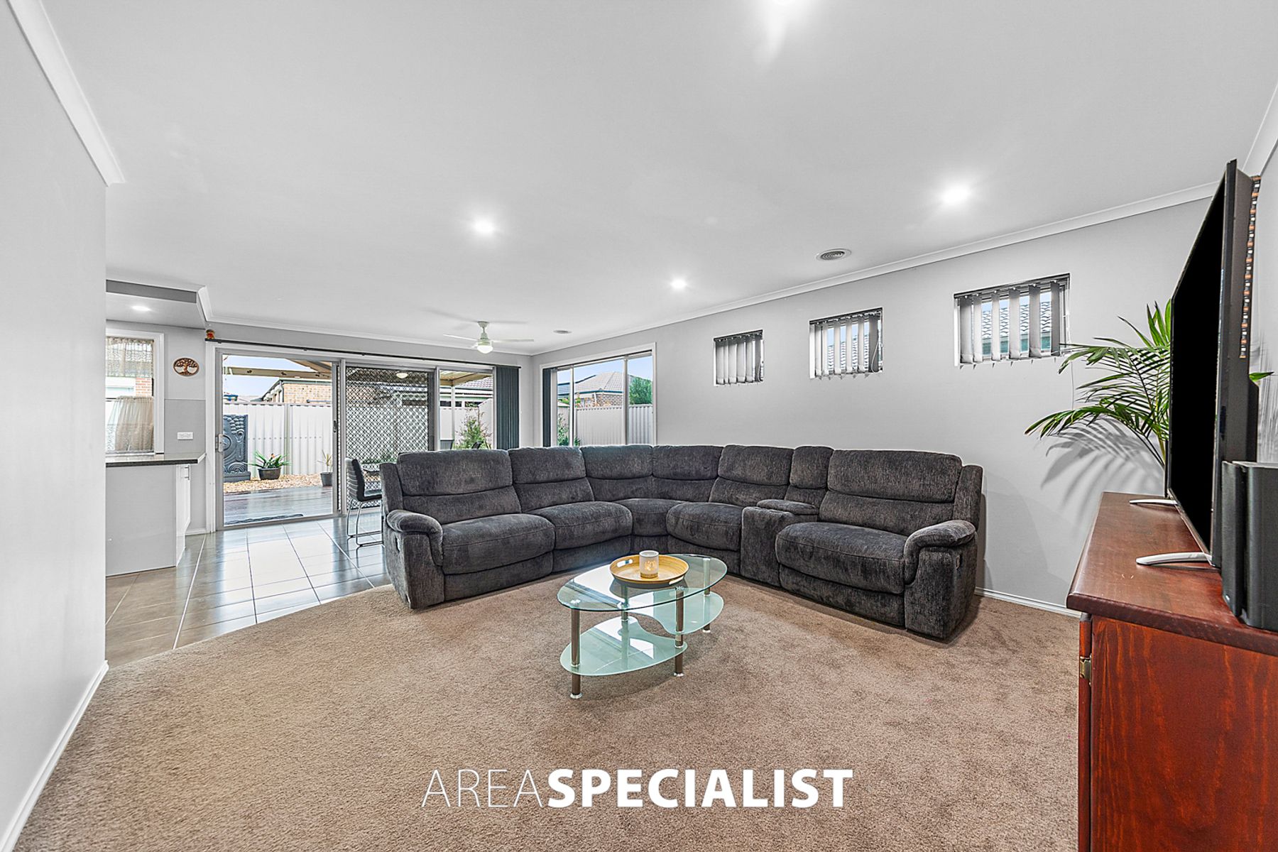 42 Edenbrook Circuit, Pakenham, VIC 3810, Pakenham - Thumbnail 6