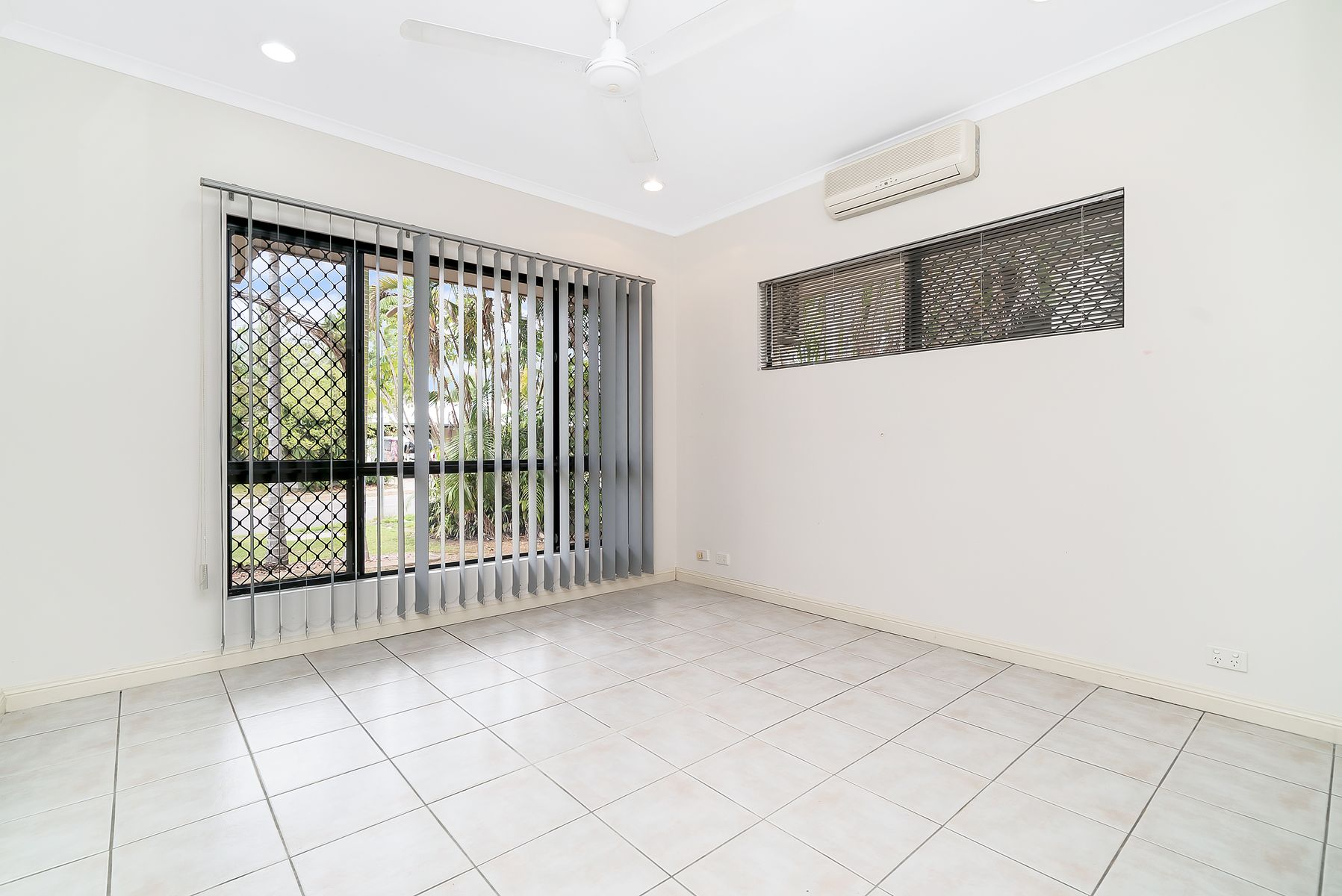 11 Lancewood Street, Rosebery NT 0832, Rosebery - Thumbnail 5