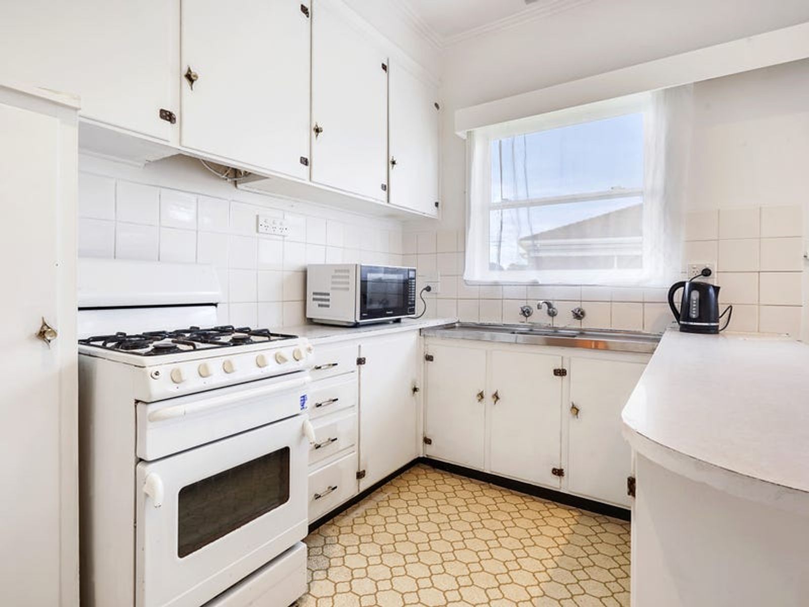 31 Oswald Street, Dandenong, VIC 3175, Dandenong - Thumbnail 7