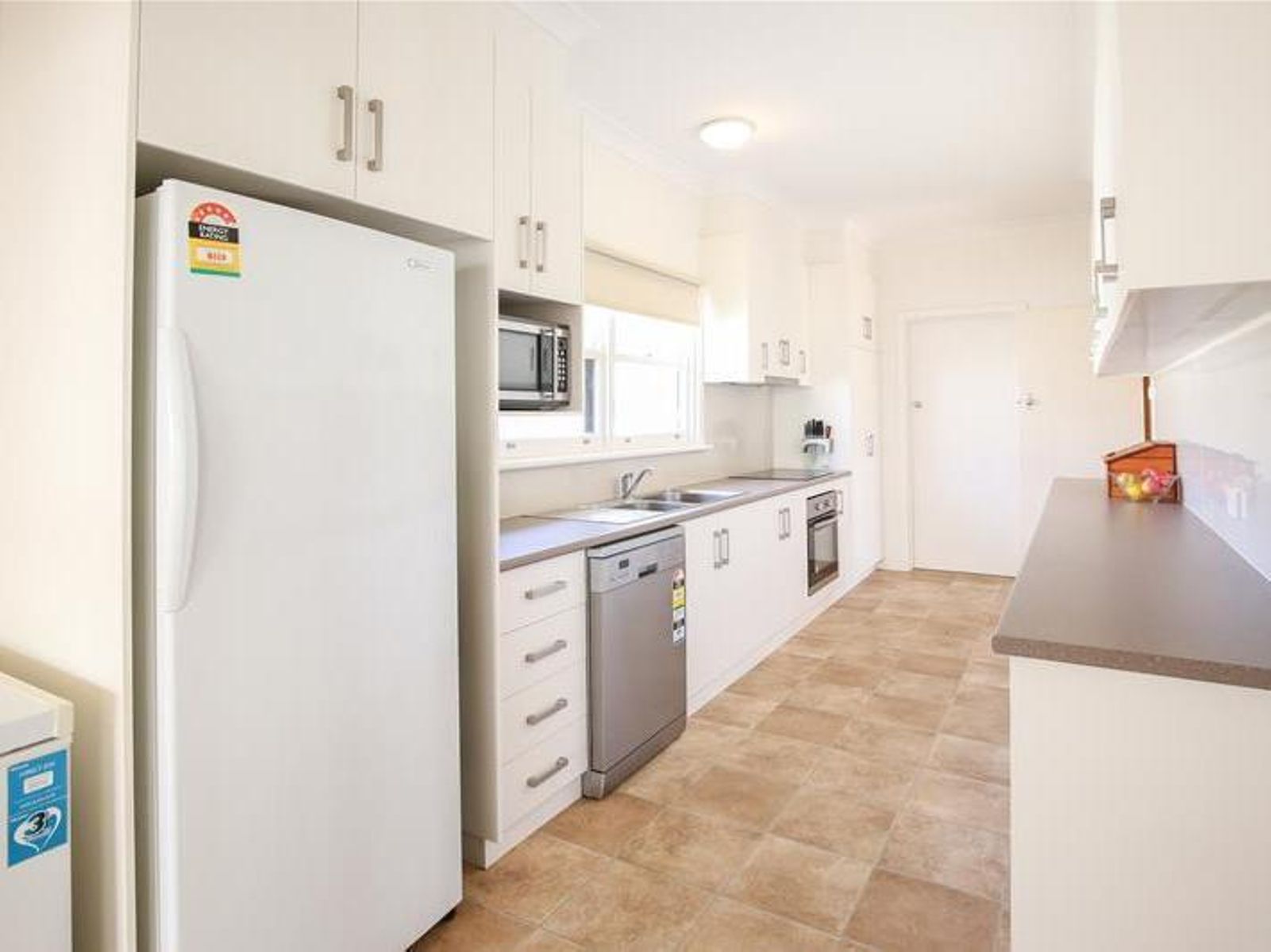 13 Bowen Crescent, Mildura - Thumbnail 5