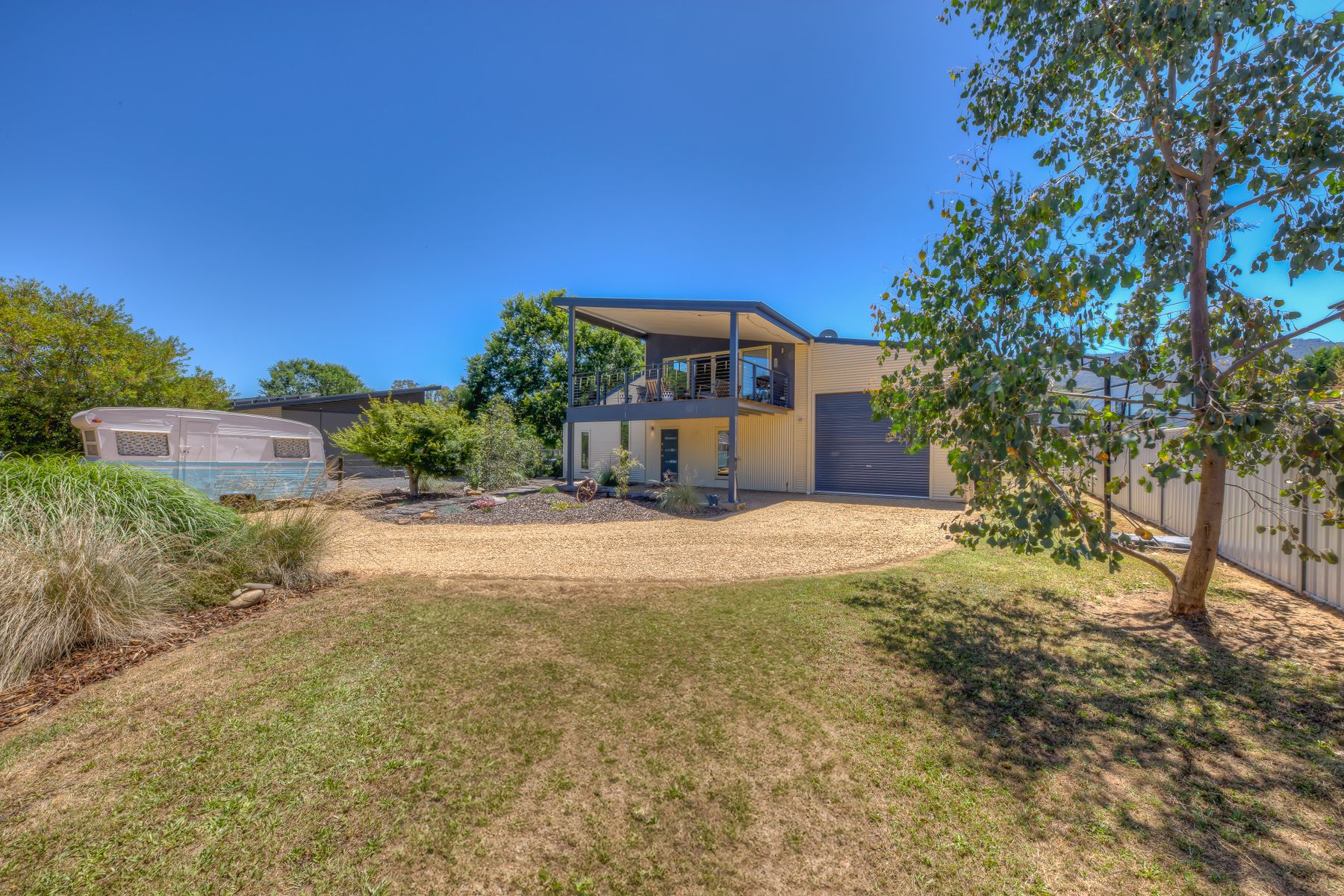 71a STATION STREET 15