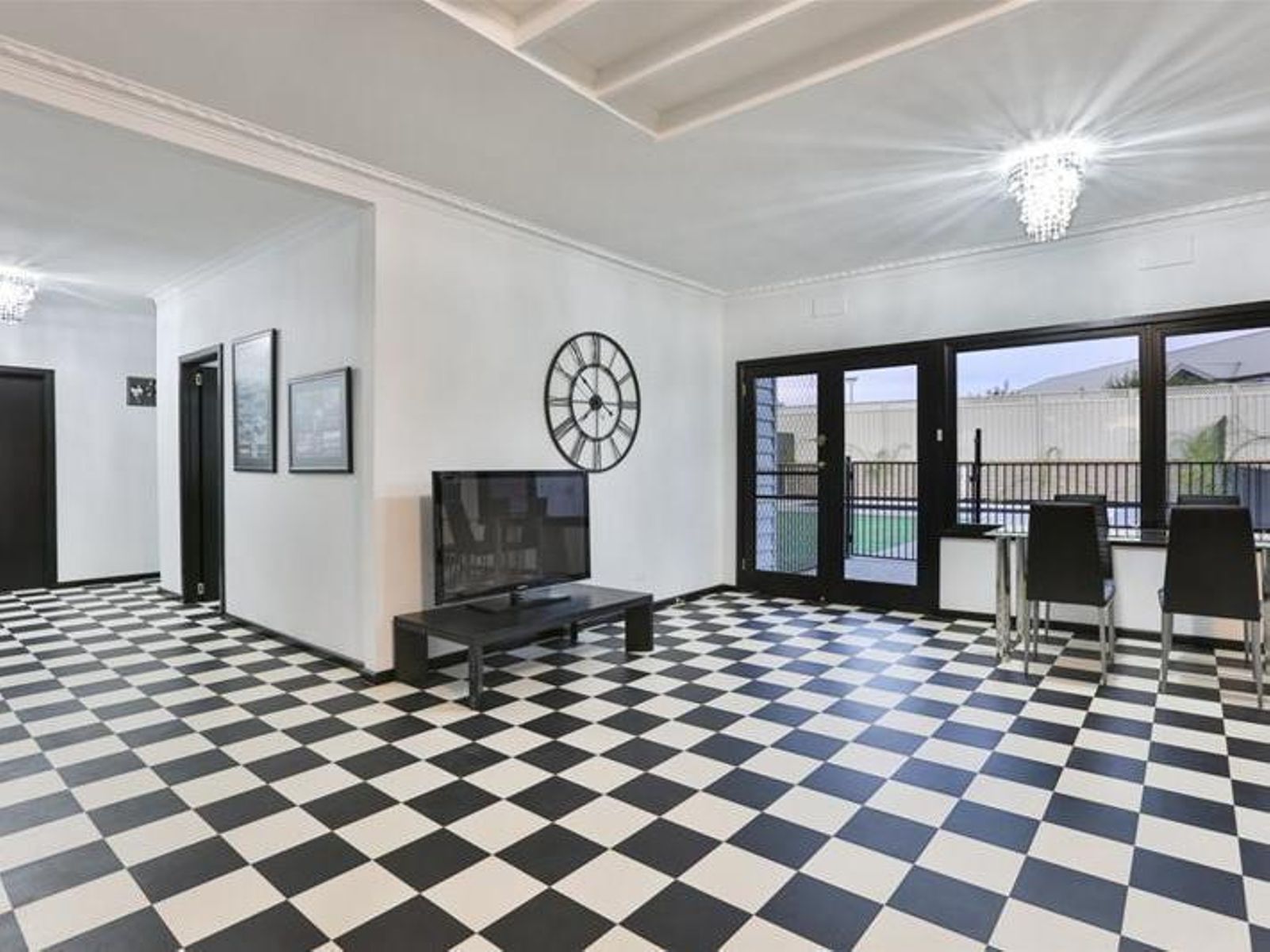 19 Bowen Crescent, Mildura - Thumbnail 3