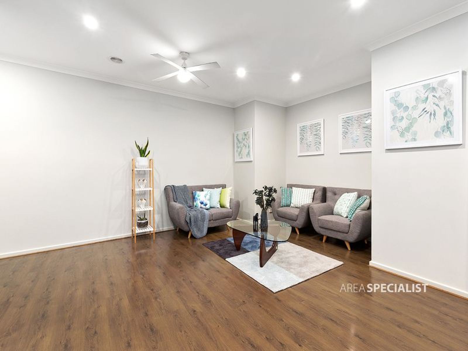 22 Freshfields Drive, Cranbourne North, VIC 3977, Cranbourne North - Thumbnail 2