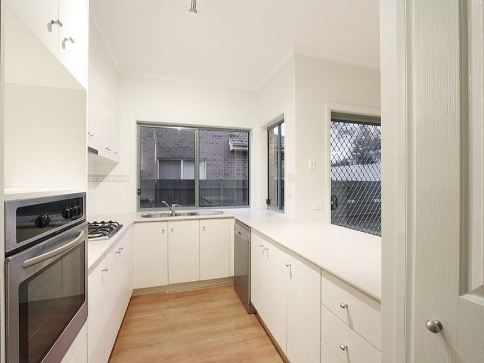 23 Marinique Drive, Aspendale Gardens, VIC 3195, Aspendale Gardens - Thumbnail 2