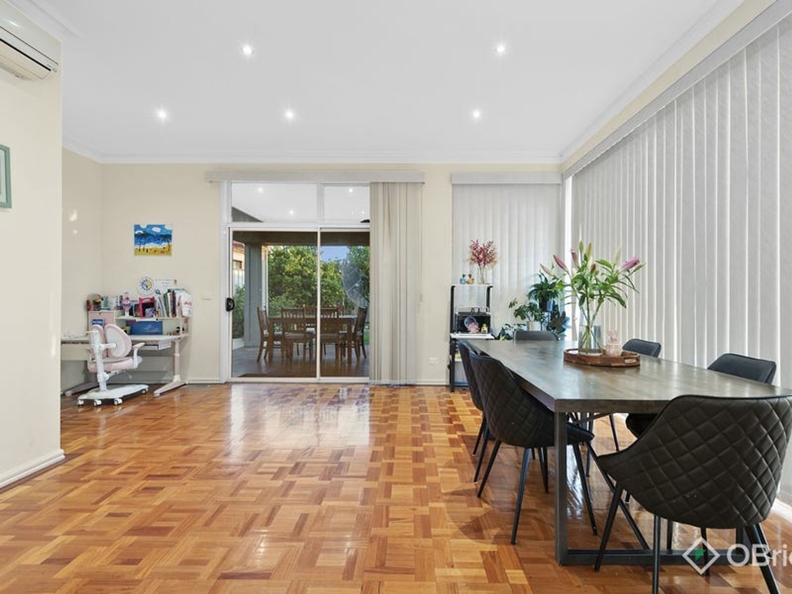 80 Gleneagles Drive, Endeavour Hills, VIC 3802, Endeavour Hills - Thumbnail 3