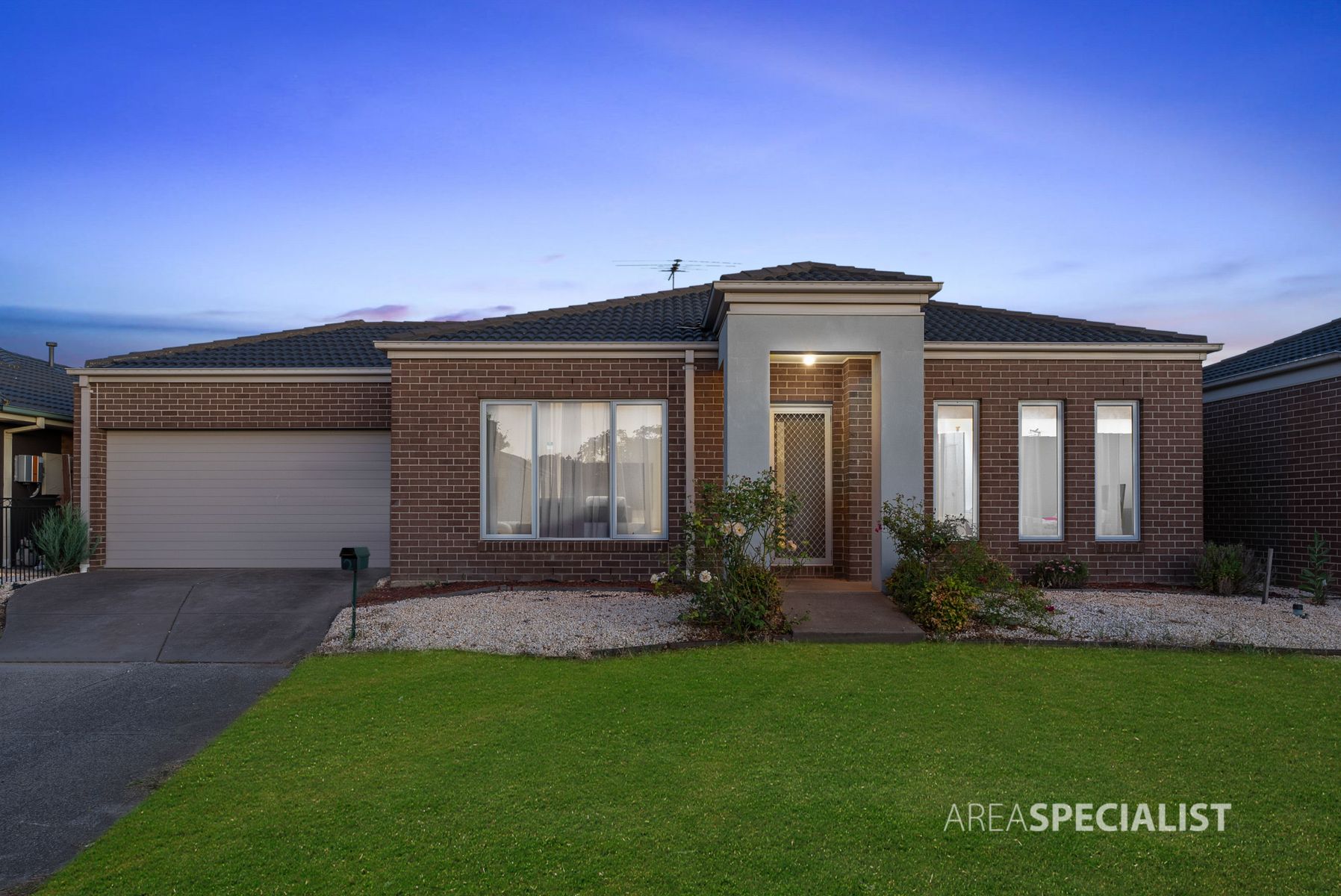 2 Rosebud Street, Tarneit, VIC 3029, Tarneit - Thumbnail 2