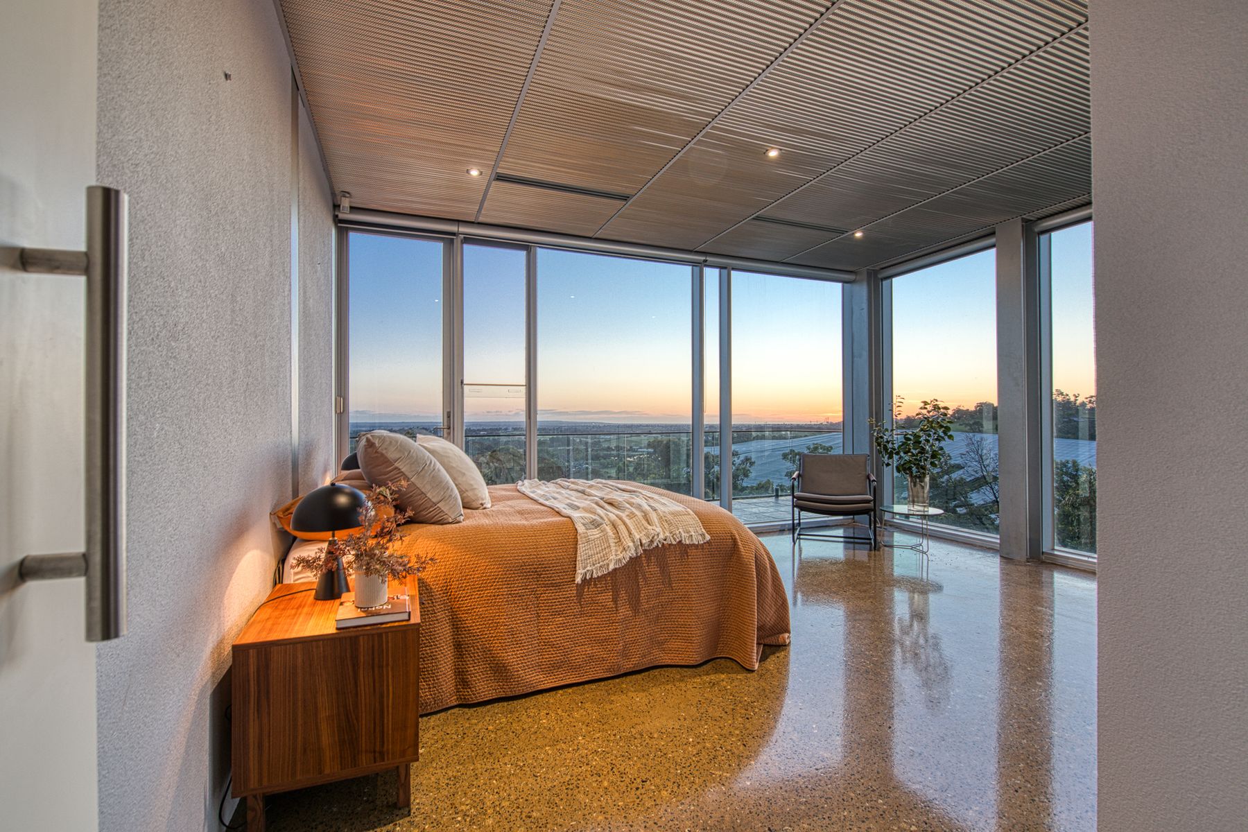13 Grand Ridge Way, Sunbury, Sunbury - Thumbnail 2