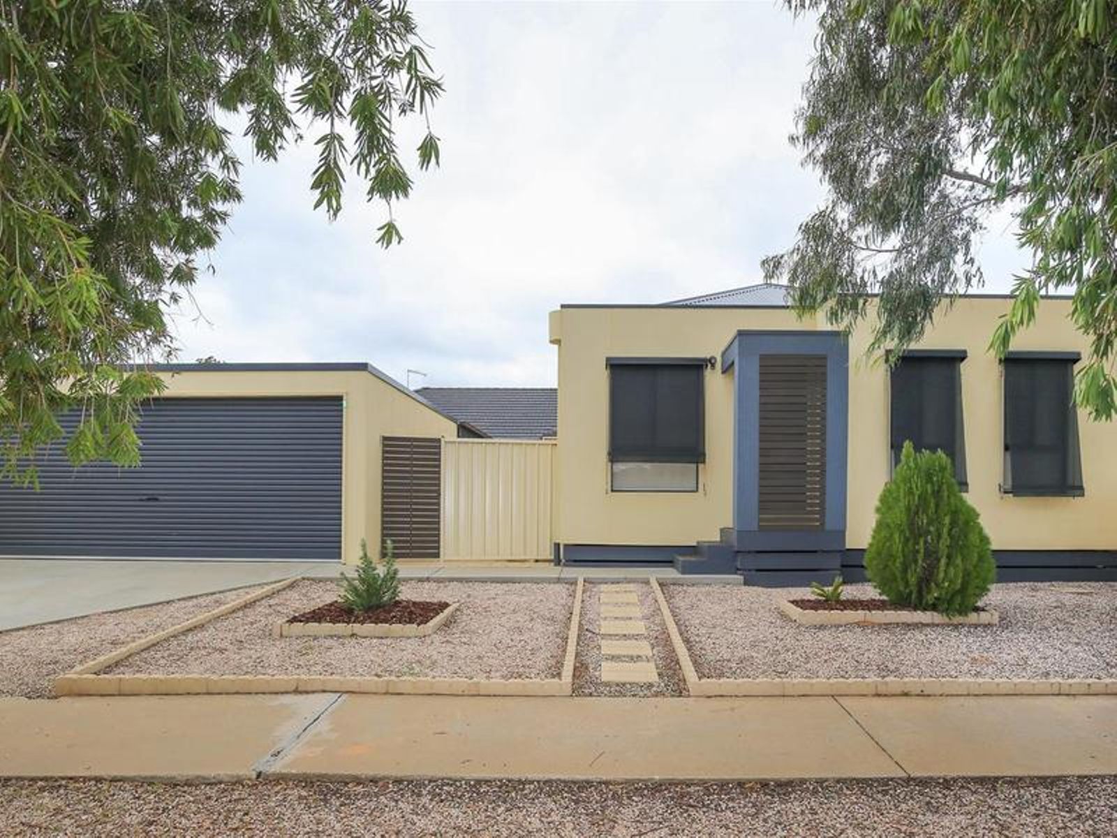5 Eulinga  Drive