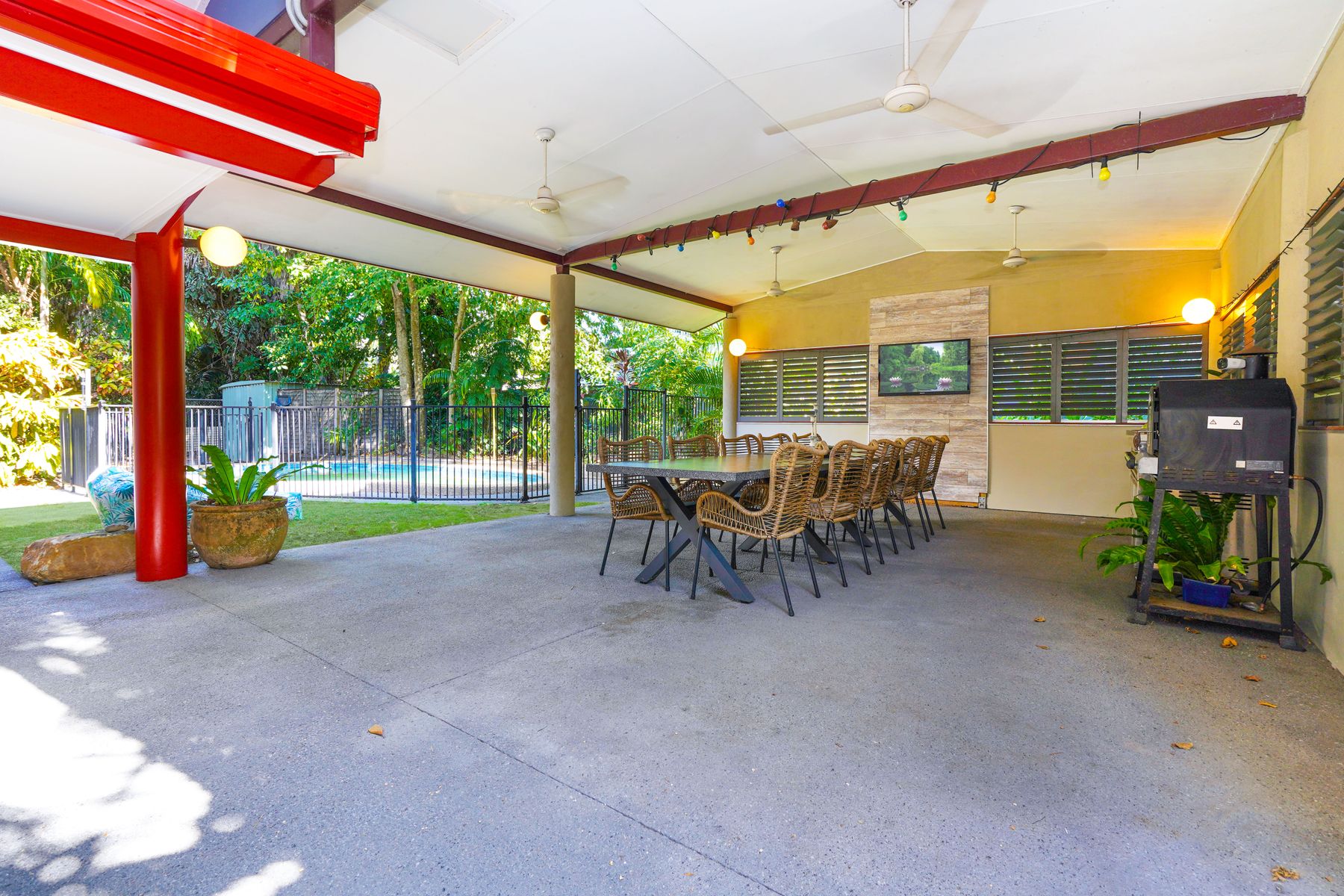 27 Ternau Street, Rapid Creek, NT 0810, Rapid Creek - Thumbnail 2