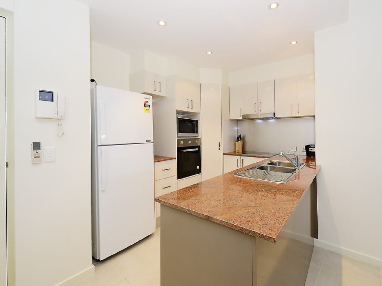 22/2 Mitaros Place, Parap NT 0820, Parap - Thumbnail 4