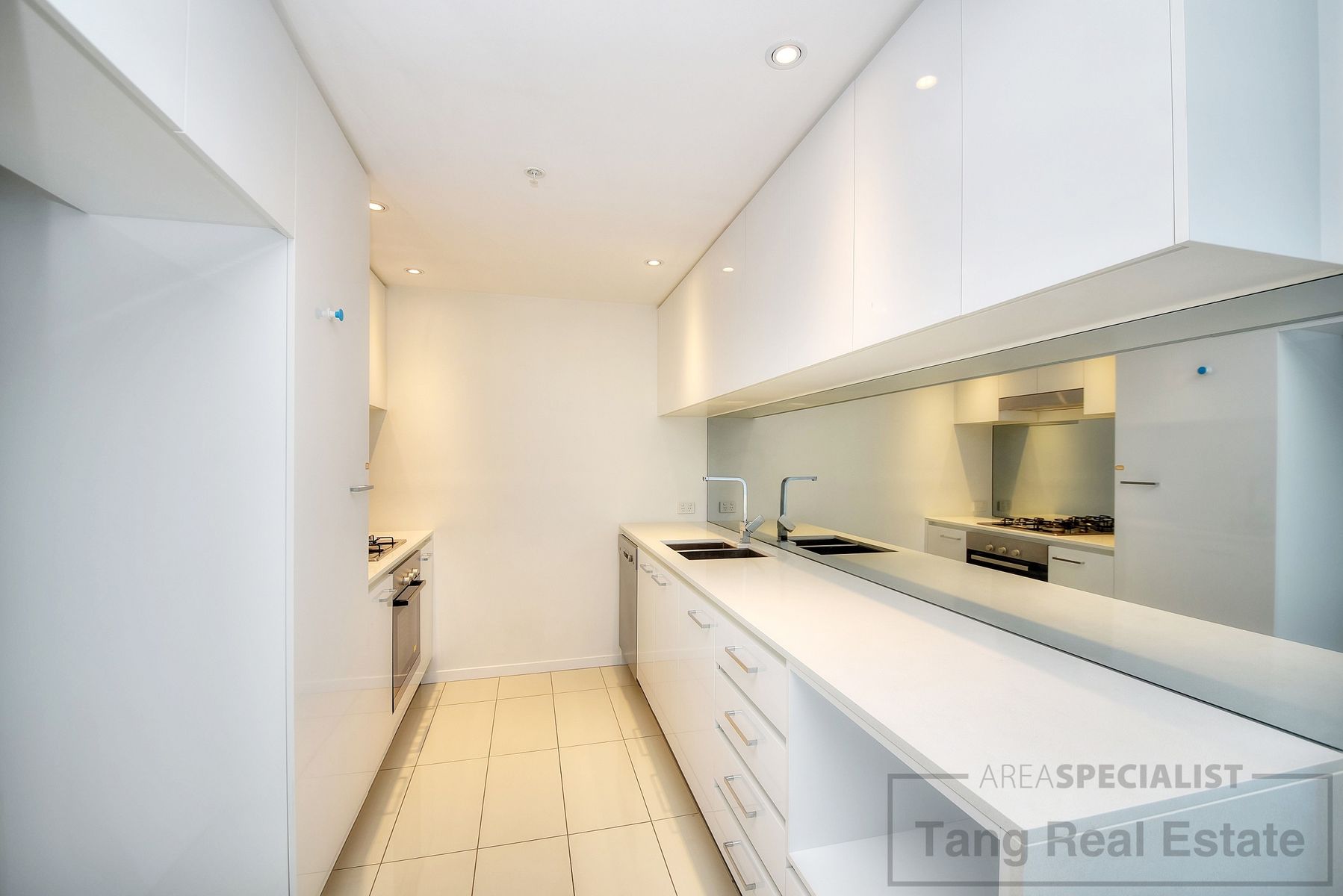 314/19 Imperial Parade, Labrador, QLD 4215, Labrador - Thumbnail 7