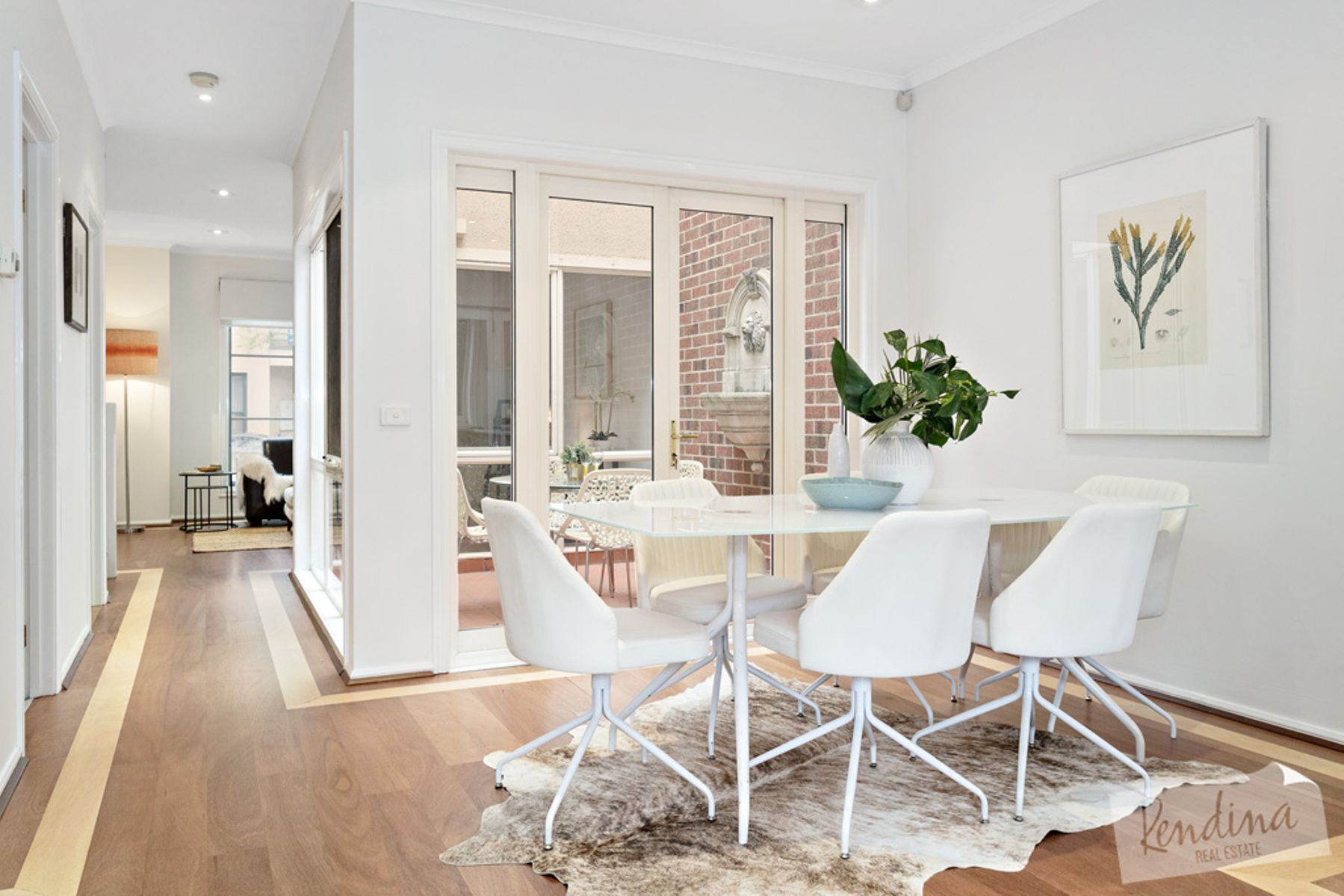 27 Speakmen Street, Kensington - Thumbnail 2