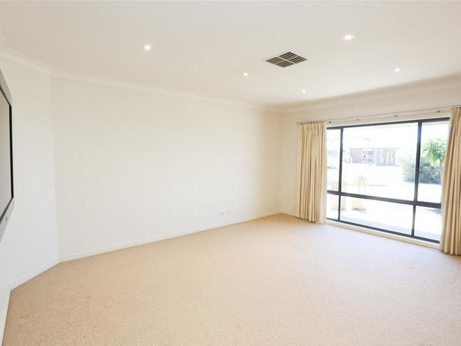 12 Sterling Drive, Mildura - Thumbnail 3