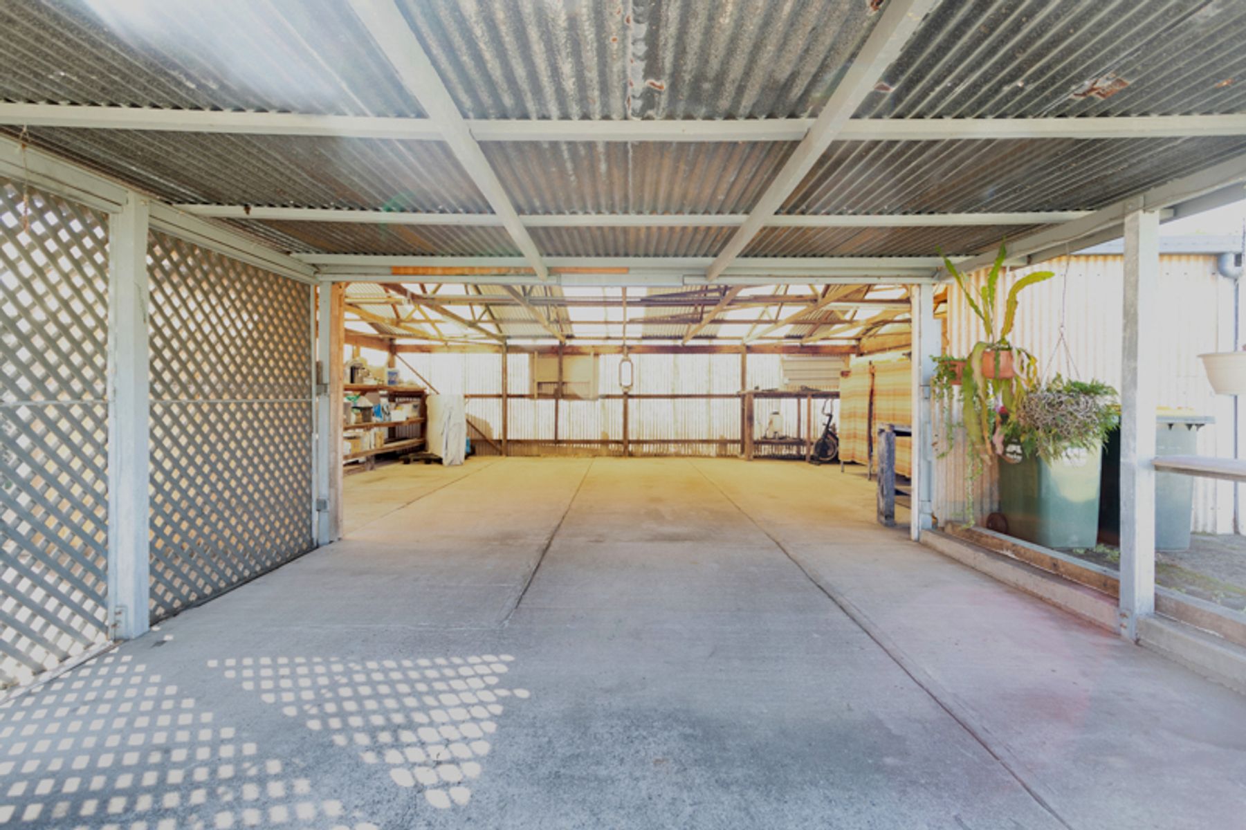 5283 Mackay, Finch Hatton - Thumbnail 4