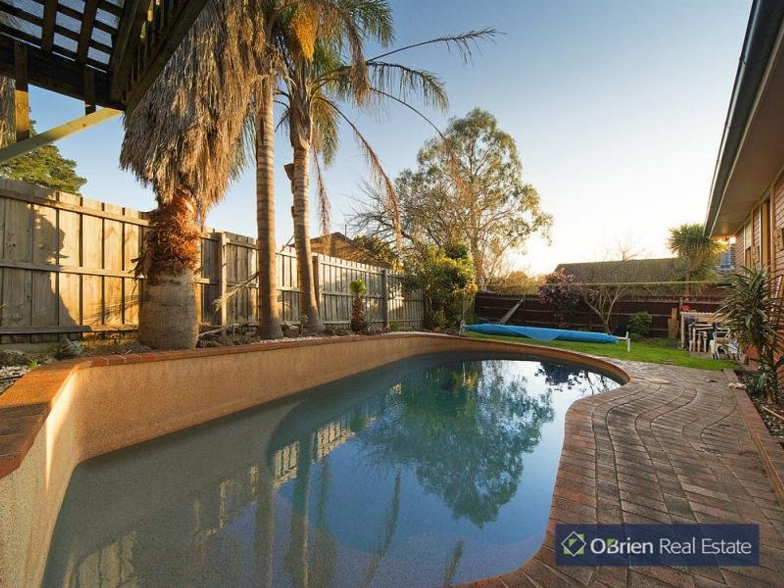 17 Primrose Hill Close, Endeavour Hills, VIC 3802, Endeavour Hills - Thumbnail 4