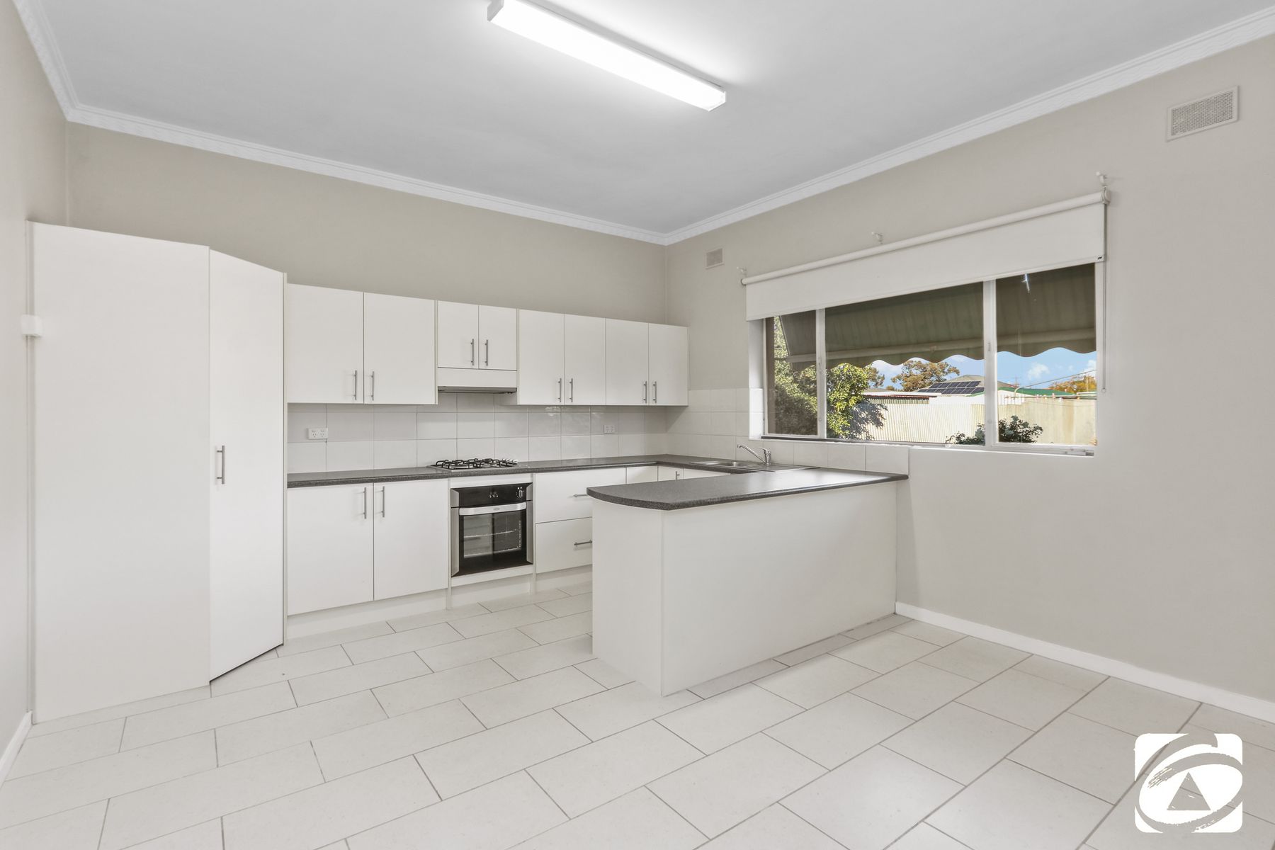 561 Radium Street, Broken Hill NSW 2880, Broken Hill - Thumbnail 4