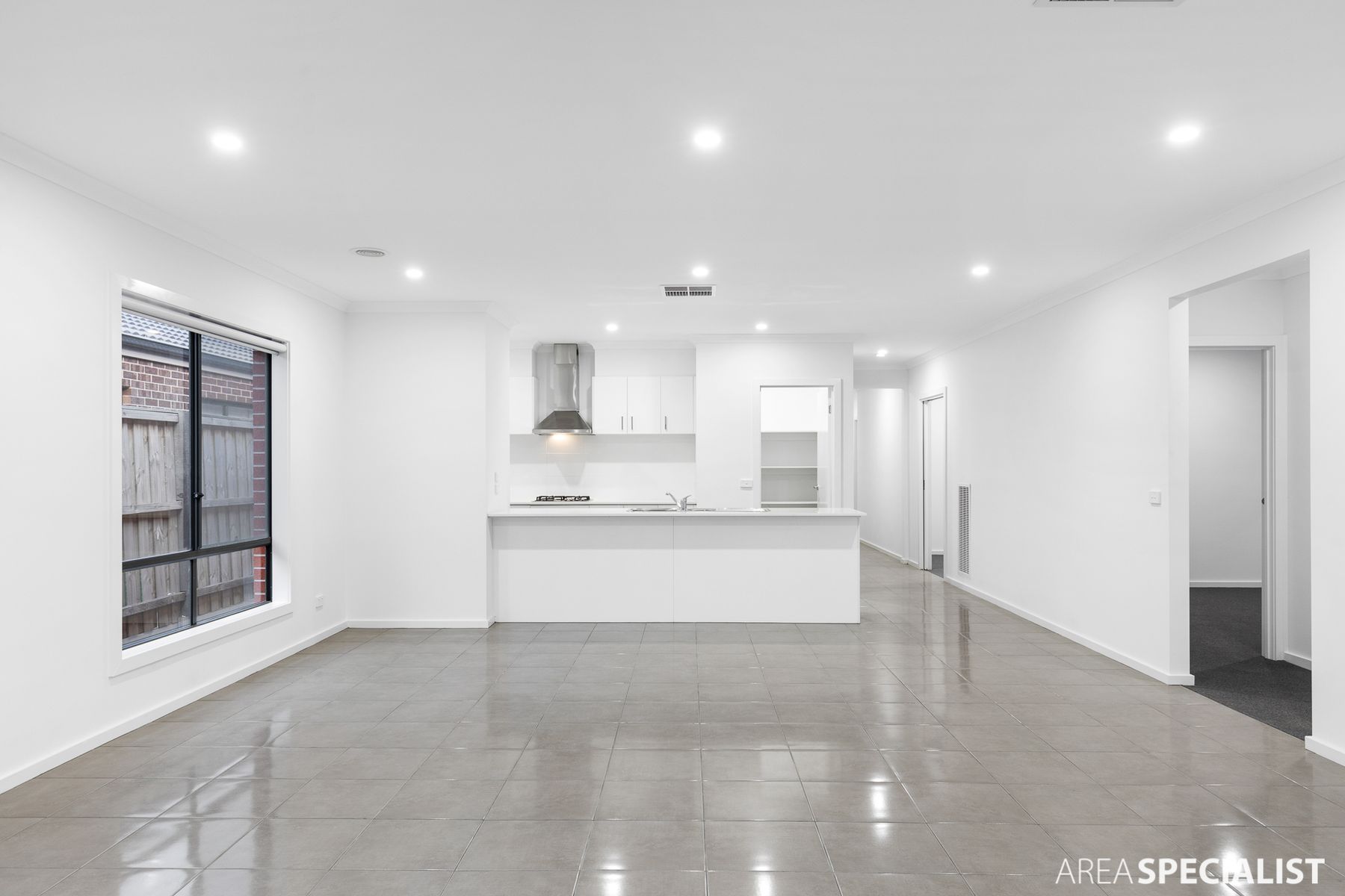 15 Amersfort Street, Point Cook, VIC 3030, Point Cook - Thumbnail 4