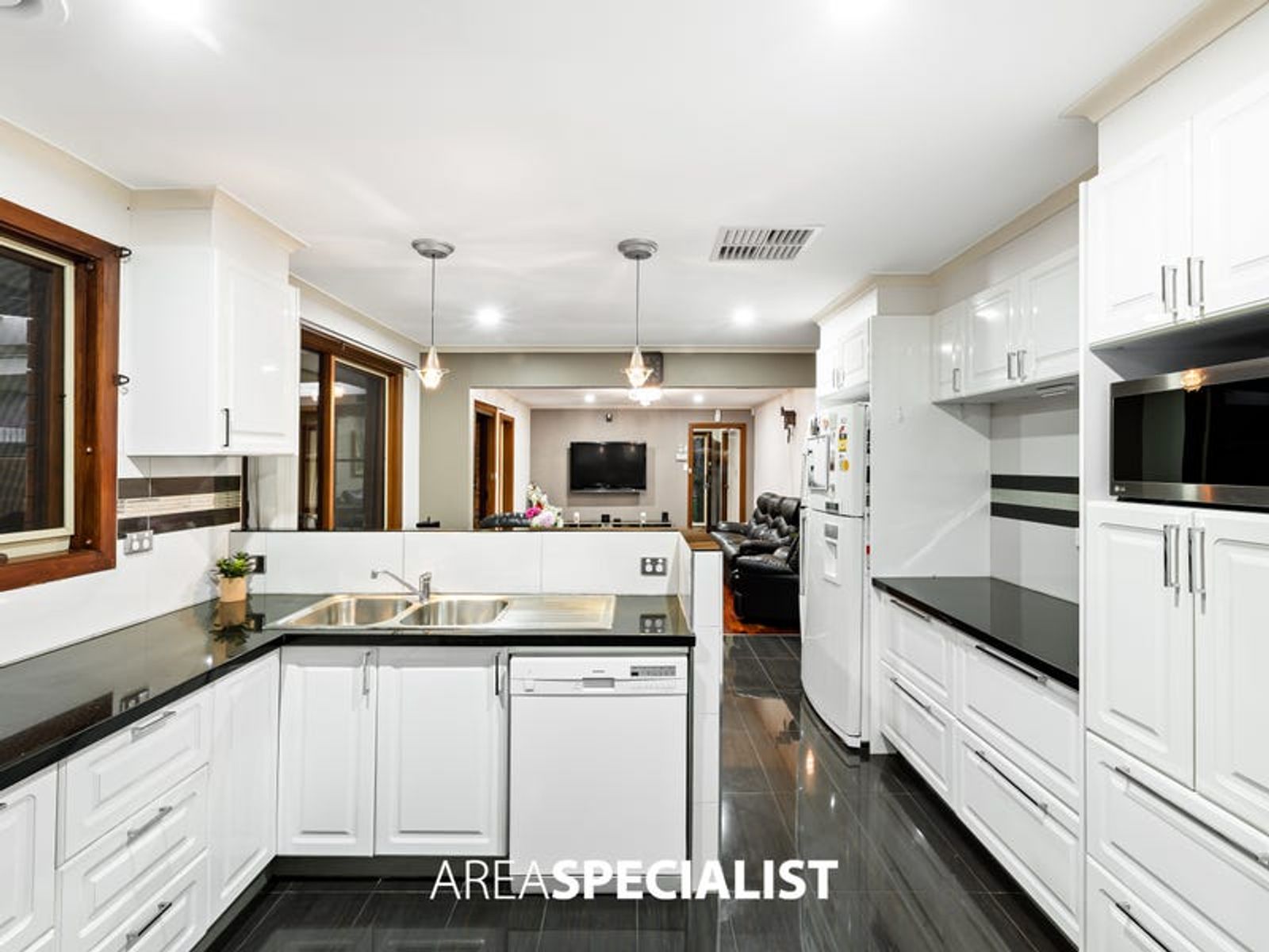 34 Denton Drive, Endeavour Hills, VIC 3802, Endeavour Hills - Thumbnail 6