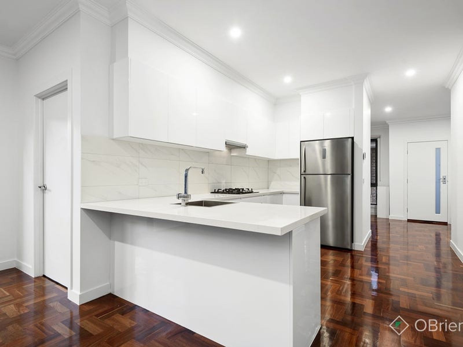 5/114 Kennington Park Drive, Endeavour Hills, VIC 3802, Endeavour Hills - Thumbnail 2
