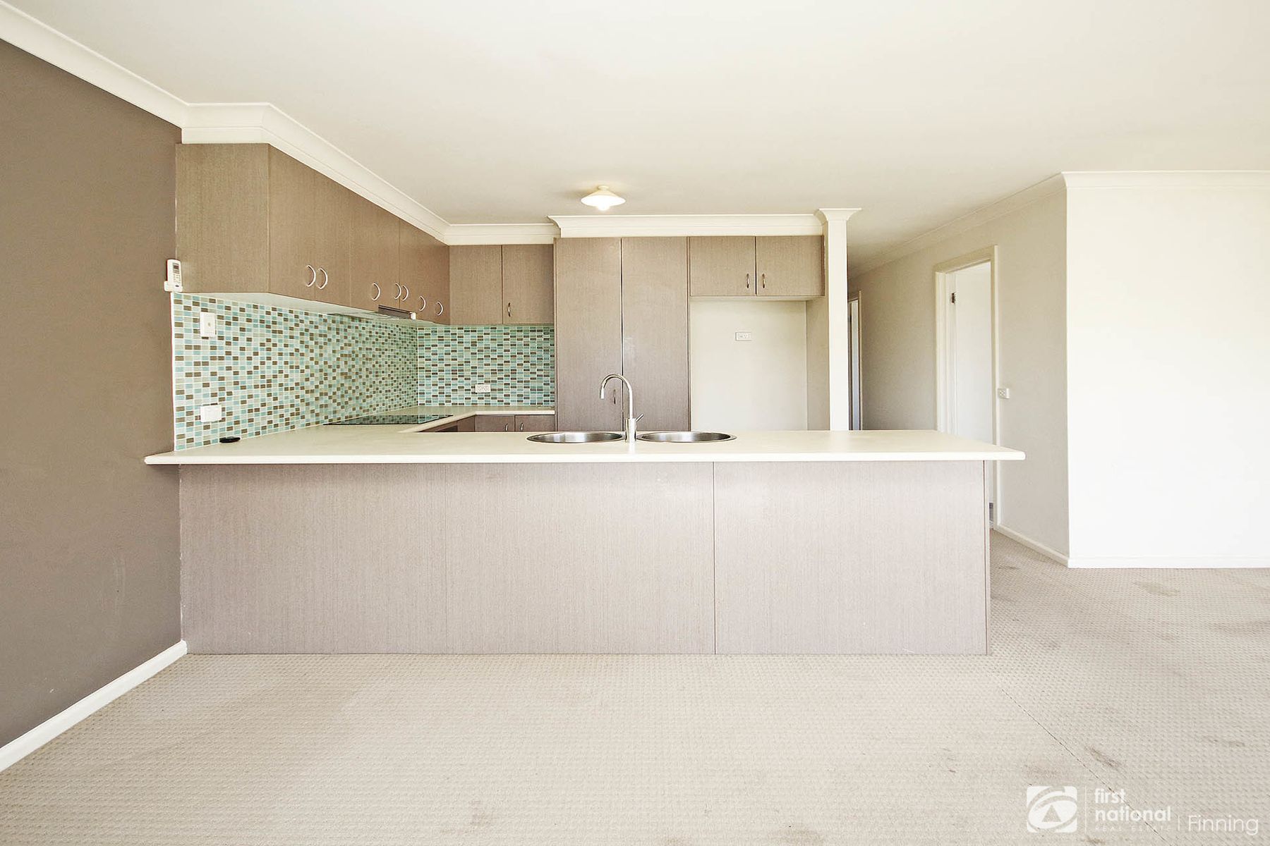 41 Calais Circuit, Cranbourne West VIC 3977, Cranbourne West - Thumbnail 5