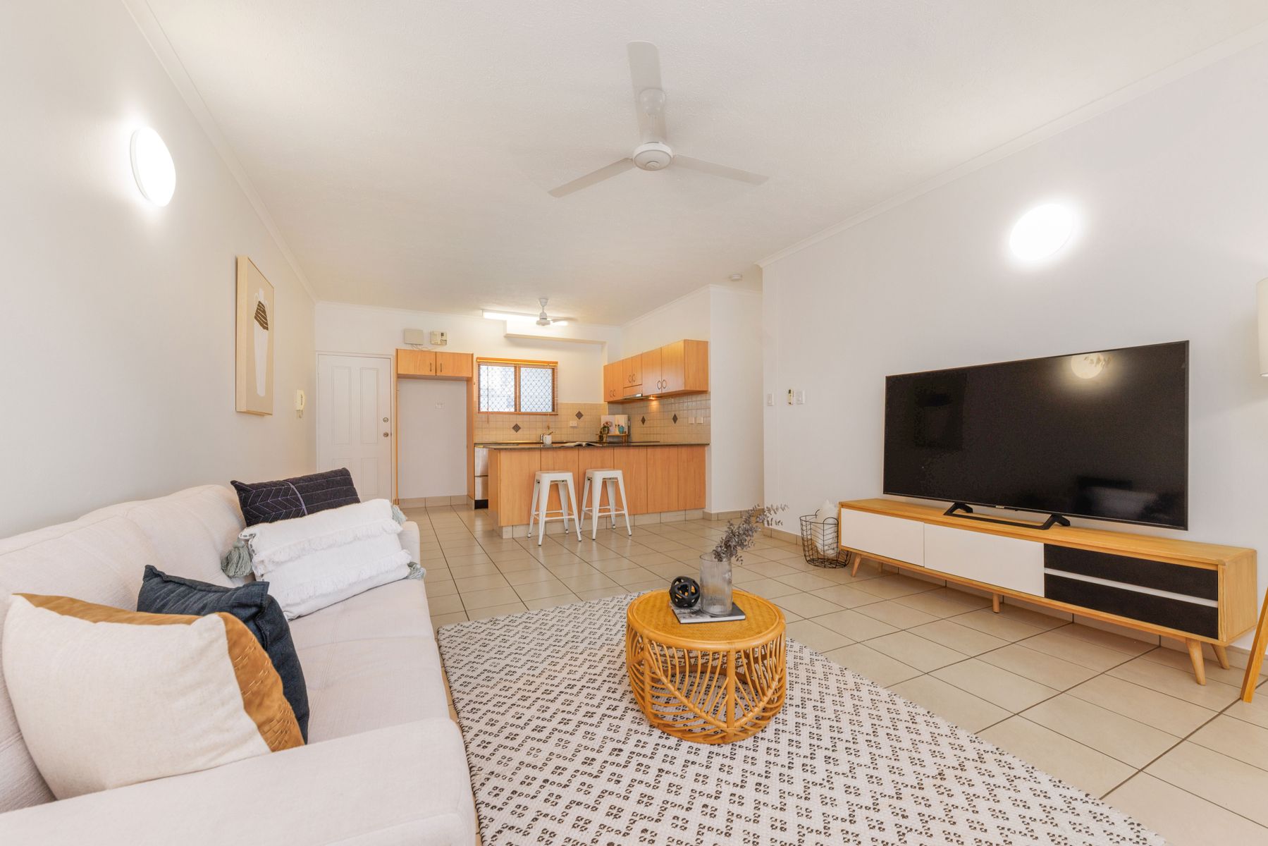 10/80 Woods Street, Darwin City NT 0800, Darwin City - Thumbnail 2