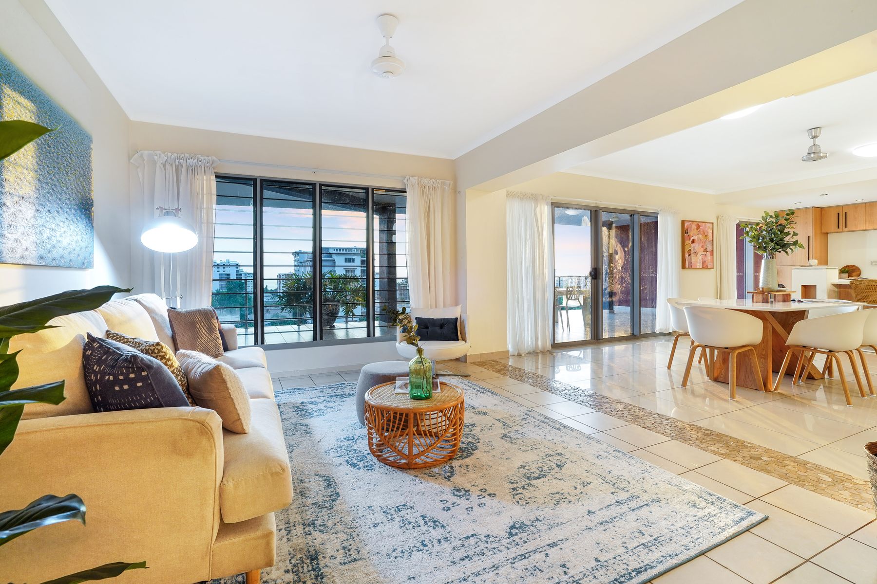 18/107 Woods Street, Darwin City, NT 0800, Darwin City - Thumbnail 2