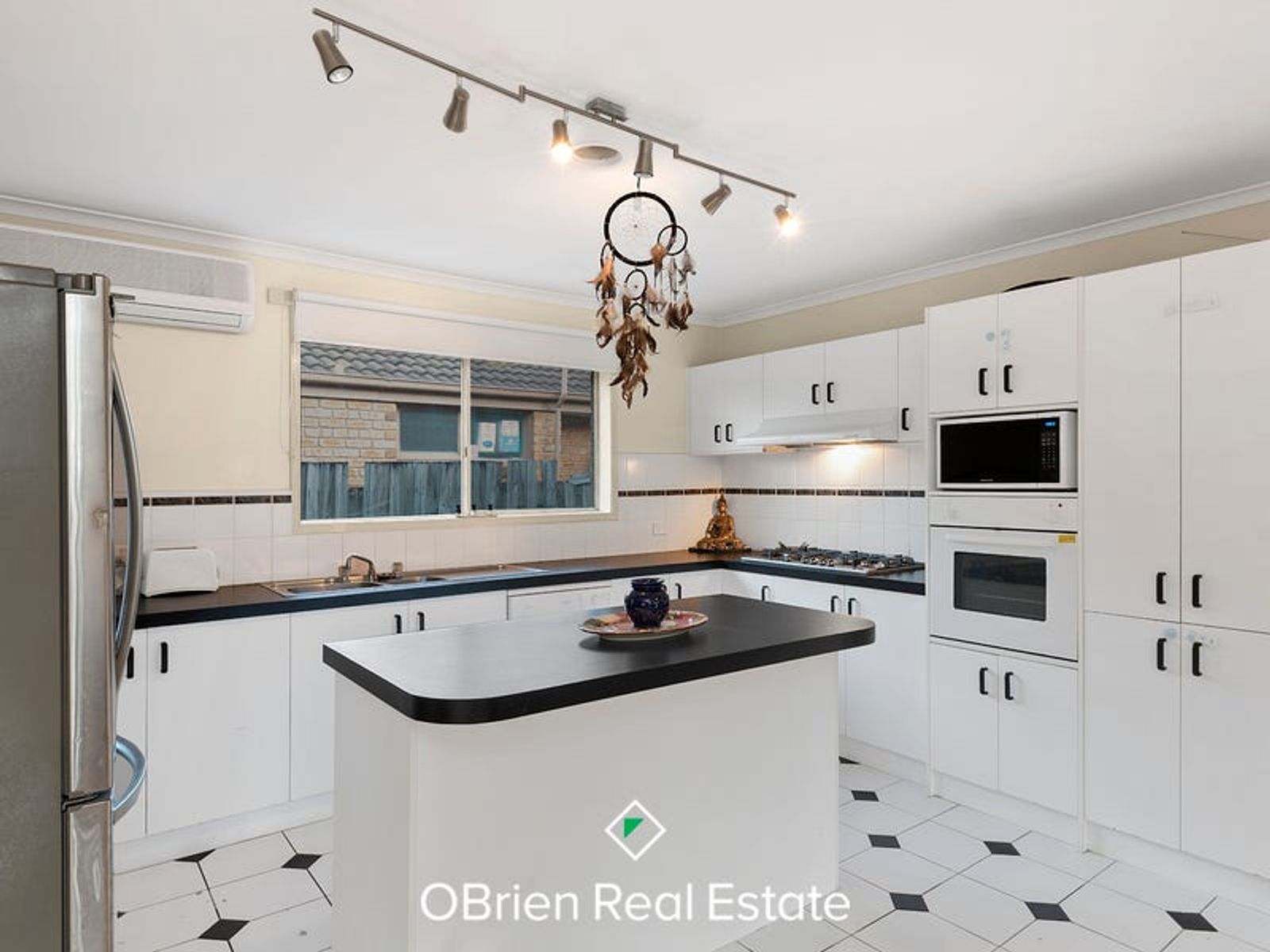 31 Central Road, Hampton Park, VIC 3976, Hampton Park - Thumbnail 3
