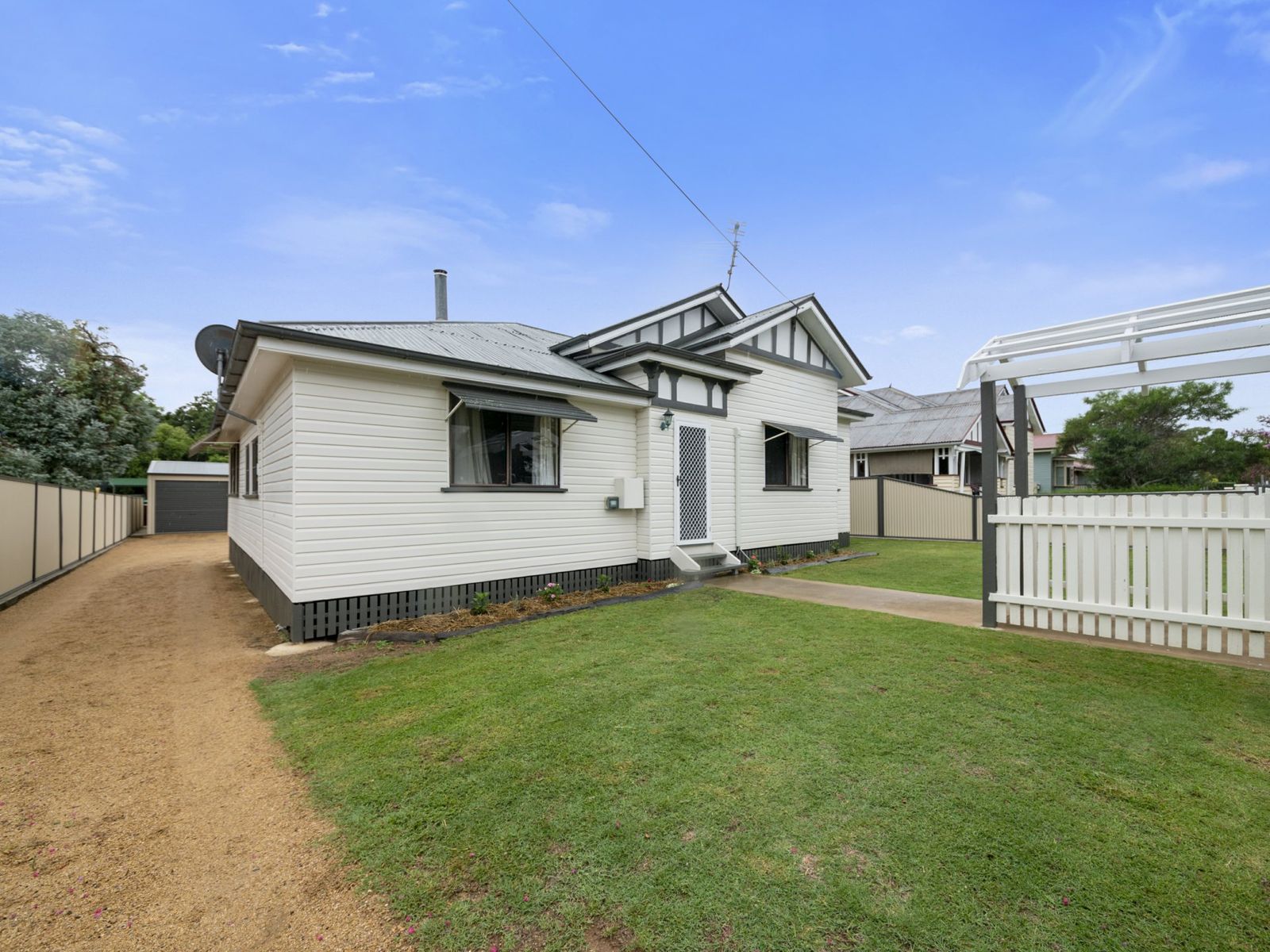 102 Percy Street, Warwick - Thumbnail 4