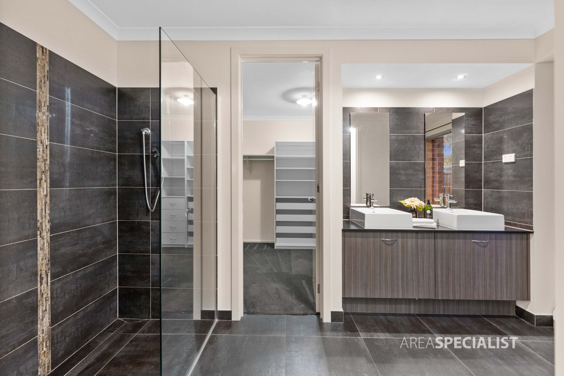 70 Rose Grange Boulevard, Tarneit, VIC 3029, Tarneit - Thumbnail 6