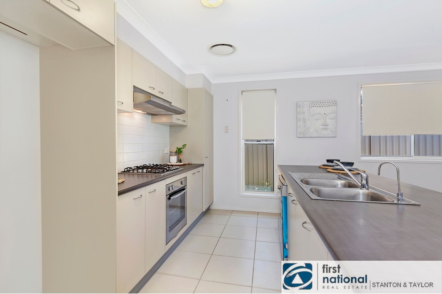 26 Elimatta Avenue, Jordan Springs - Thumbnail 4