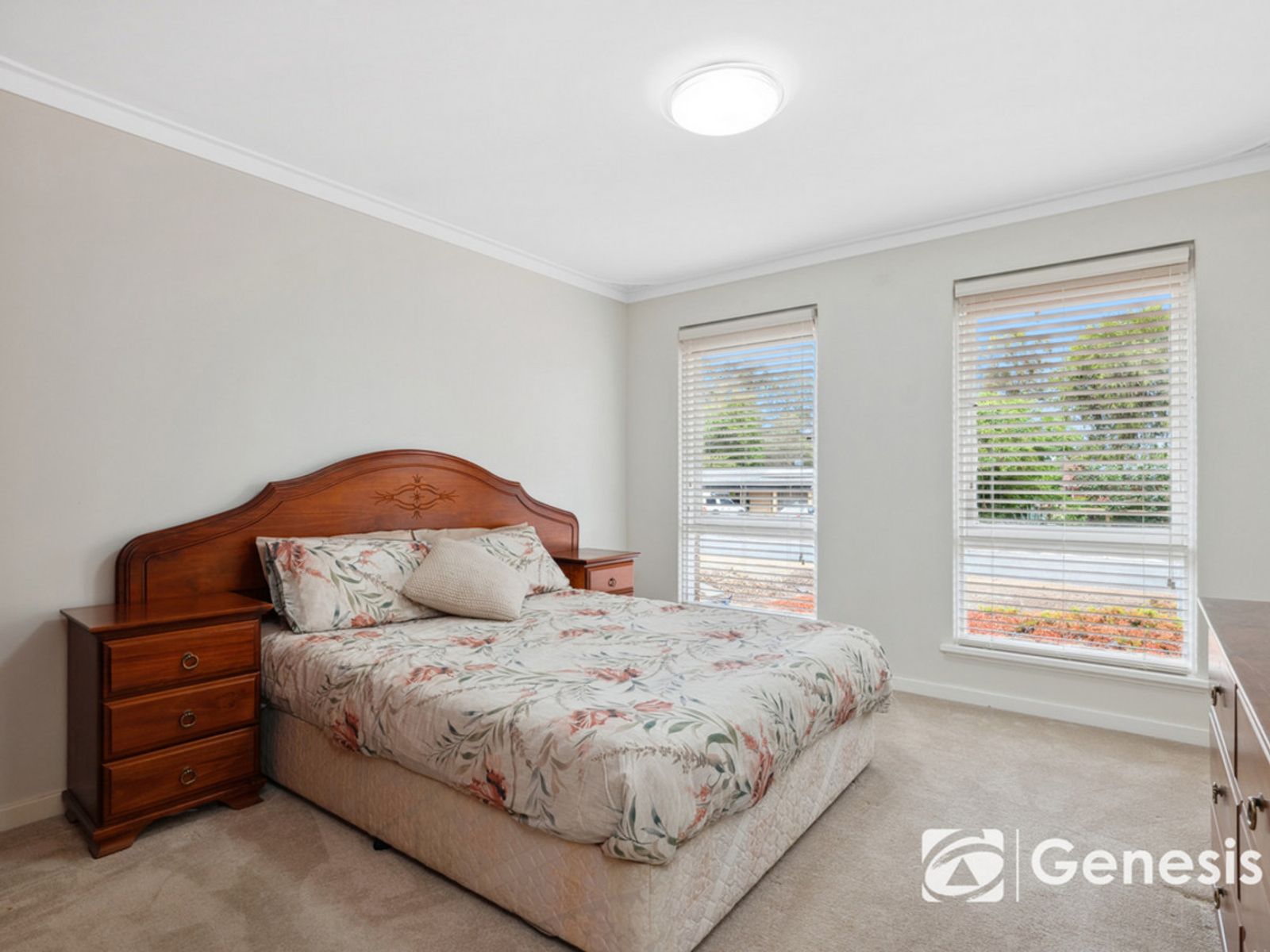 8 Kathleen Road, Lesmurdie, WA 6076, Lesmurdie - Thumbnail 2