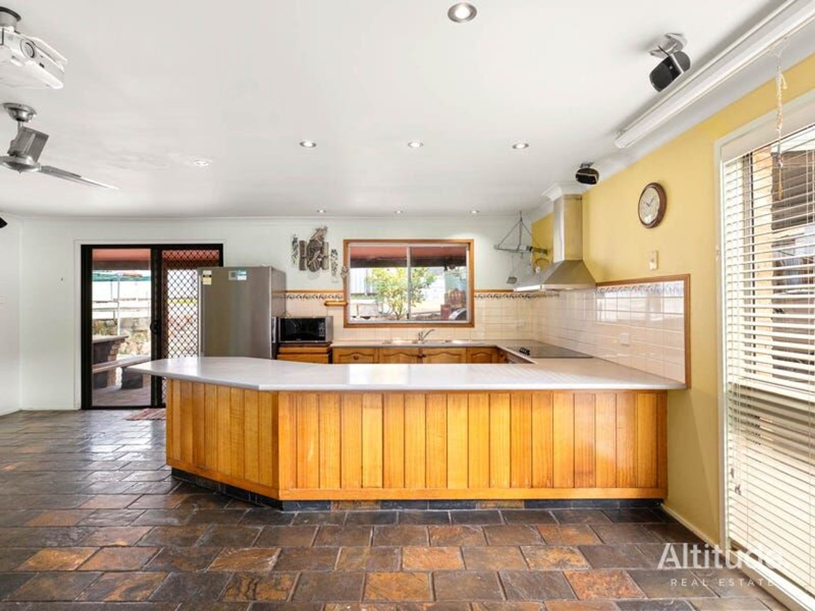 32 Calverton Crescent, Belmont North, NSW 2280, Belmont North - Thumbnail 4