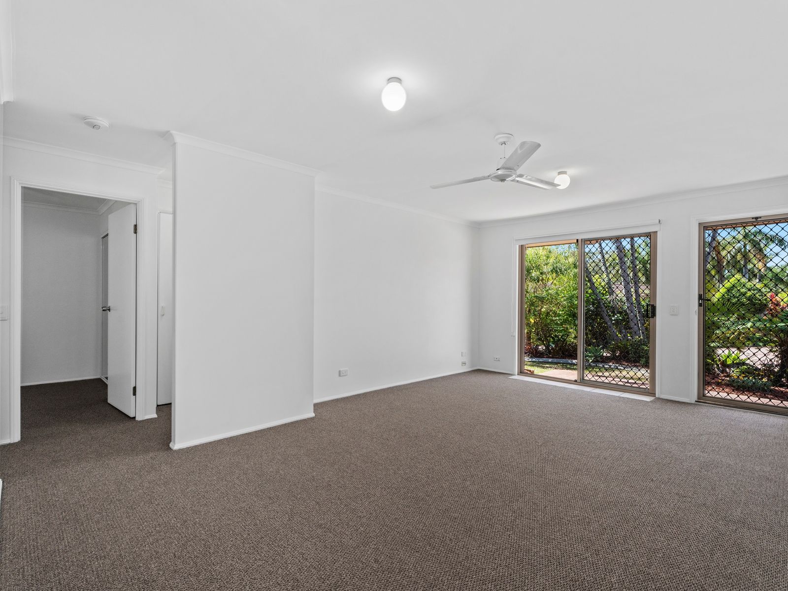 51/51 Olsen Avenue, Labrador, QLD 4215, Labrador - Thumbnail 5