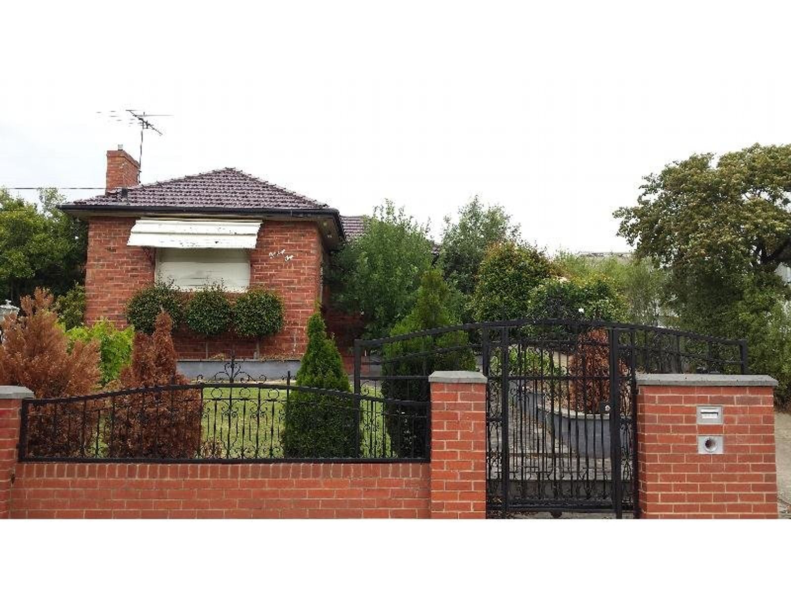 10 Oak Street, Pascoe Vale - Thumbnail 2