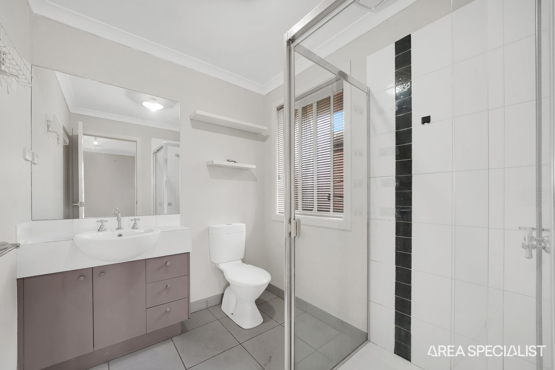 306 Clarkes Road, Brookfield, Brookfield - Thumbnail 4