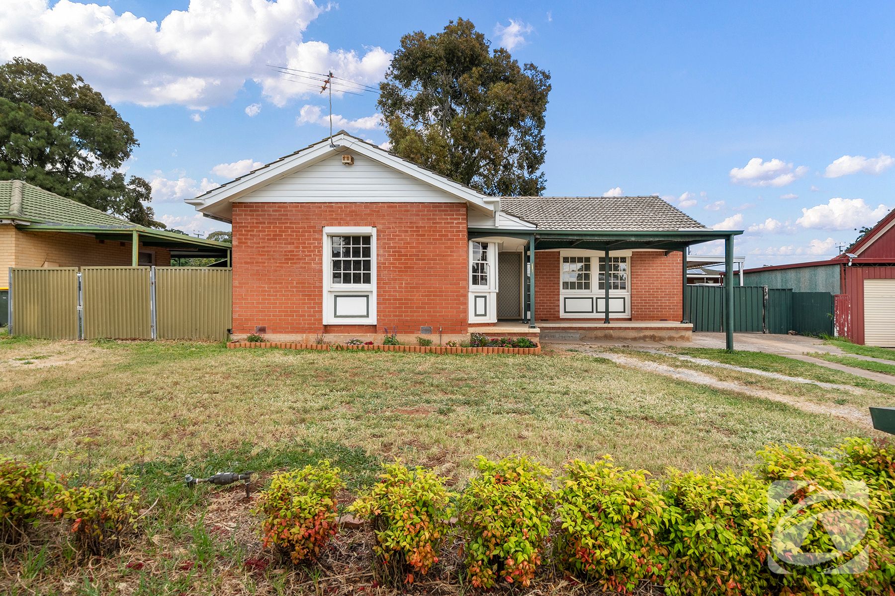 22 Beaminster Road, Elizabeth Park - Image 1